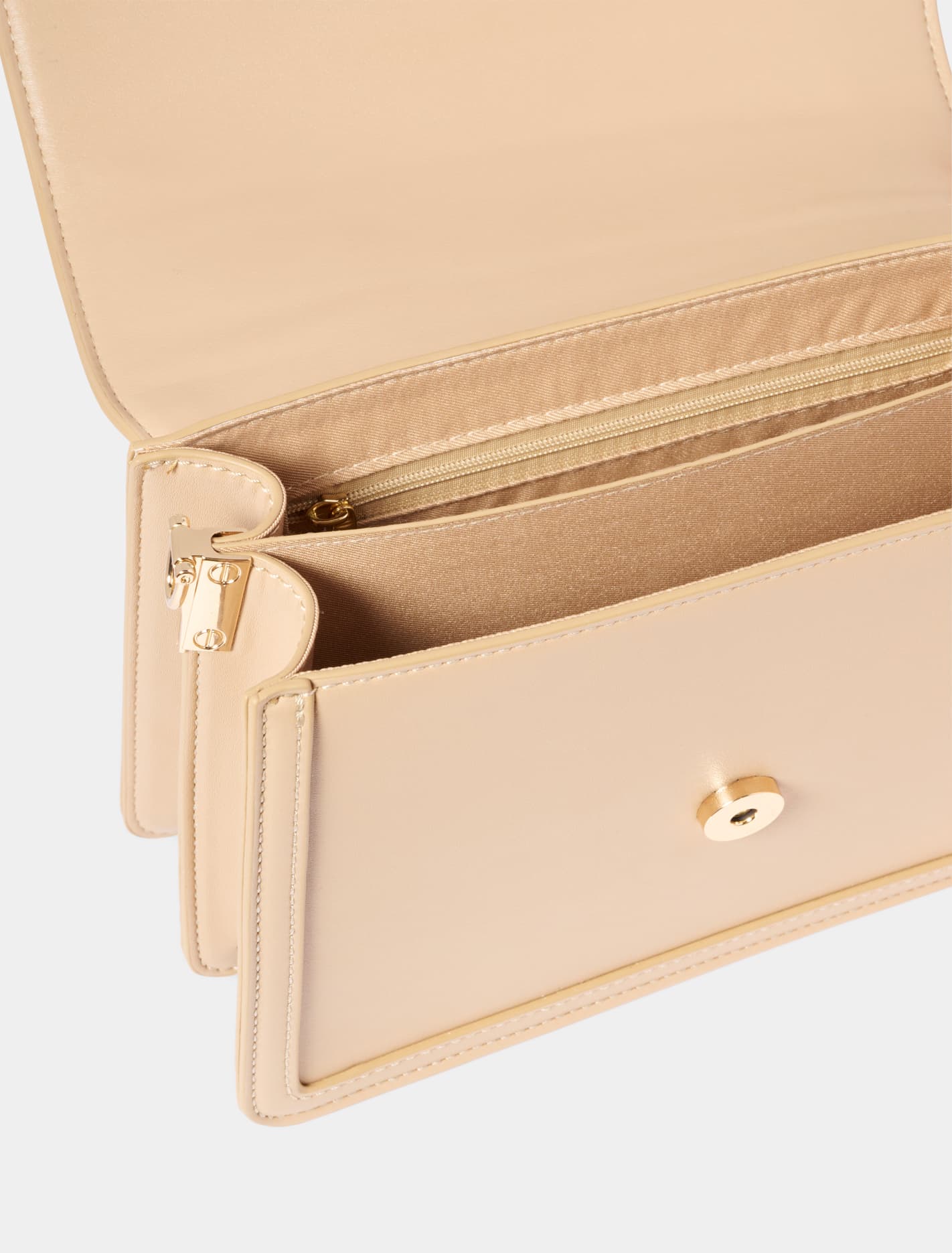 Lily Buckle Top Handle Bag Beige_mannequin