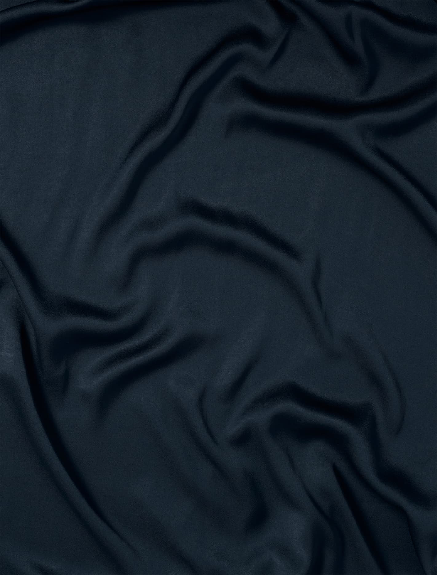 Cara Satin Scarf Navy_mannequin