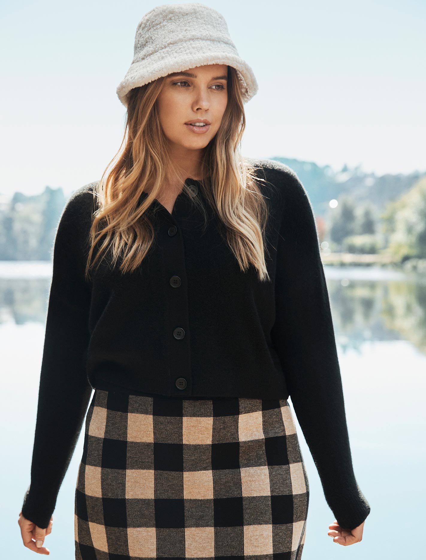 Maxine Curve Button Up Cardigan Black