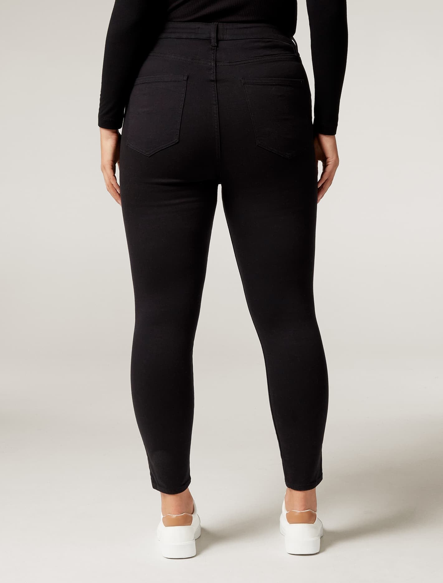 Bianca Curve Ripped Ankle Jean Forever Black