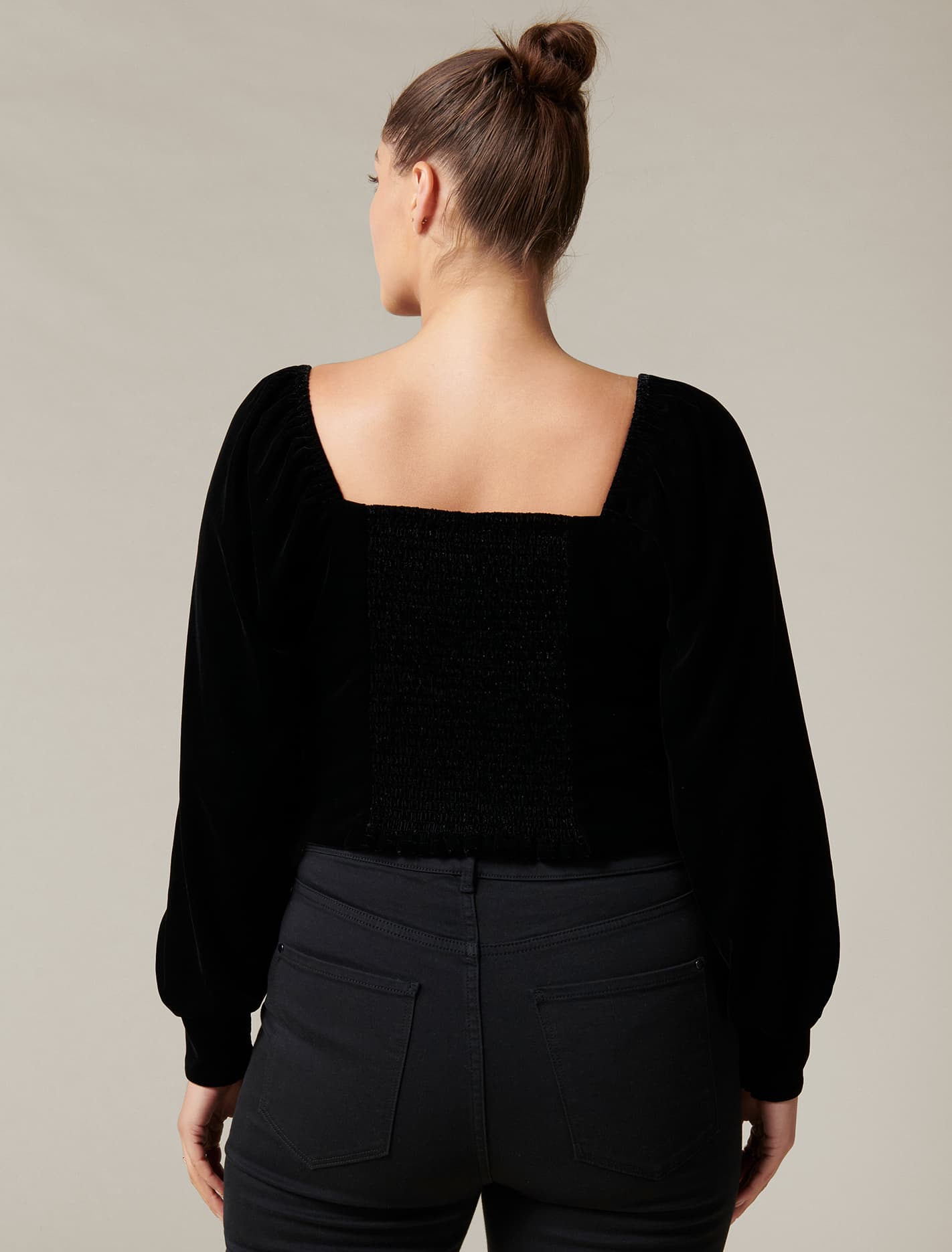 Hazel Curve Velvet Josephine Top Black