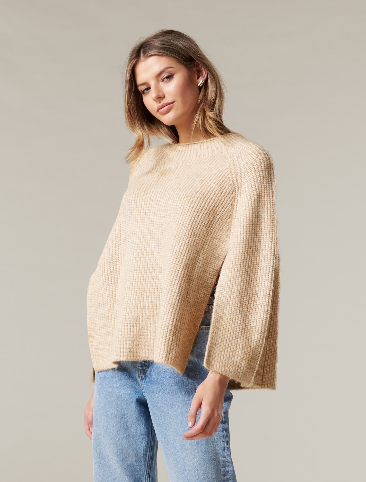 Martha Cable Poncho Camel Marle