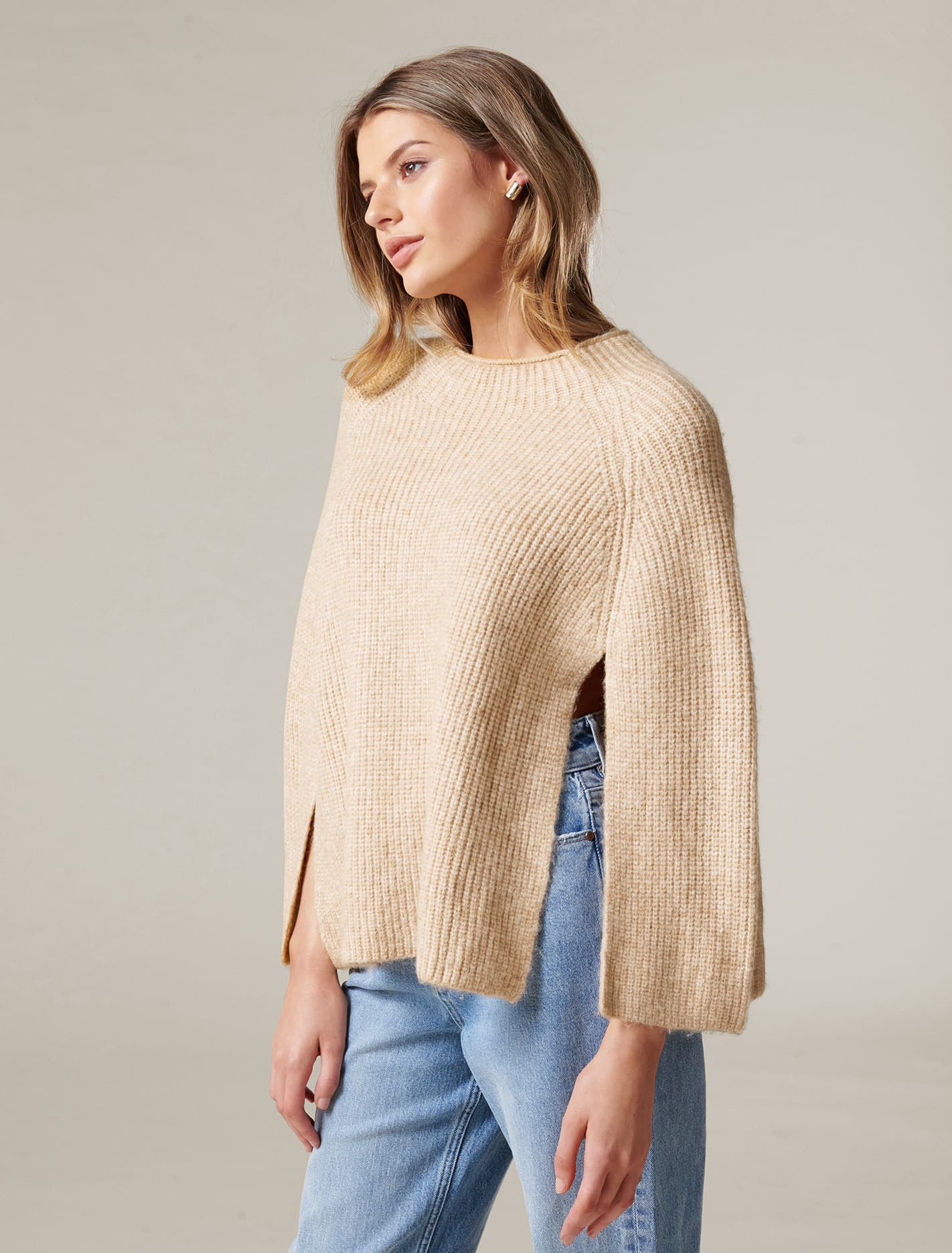 Martha Cable Poncho Camel Marle