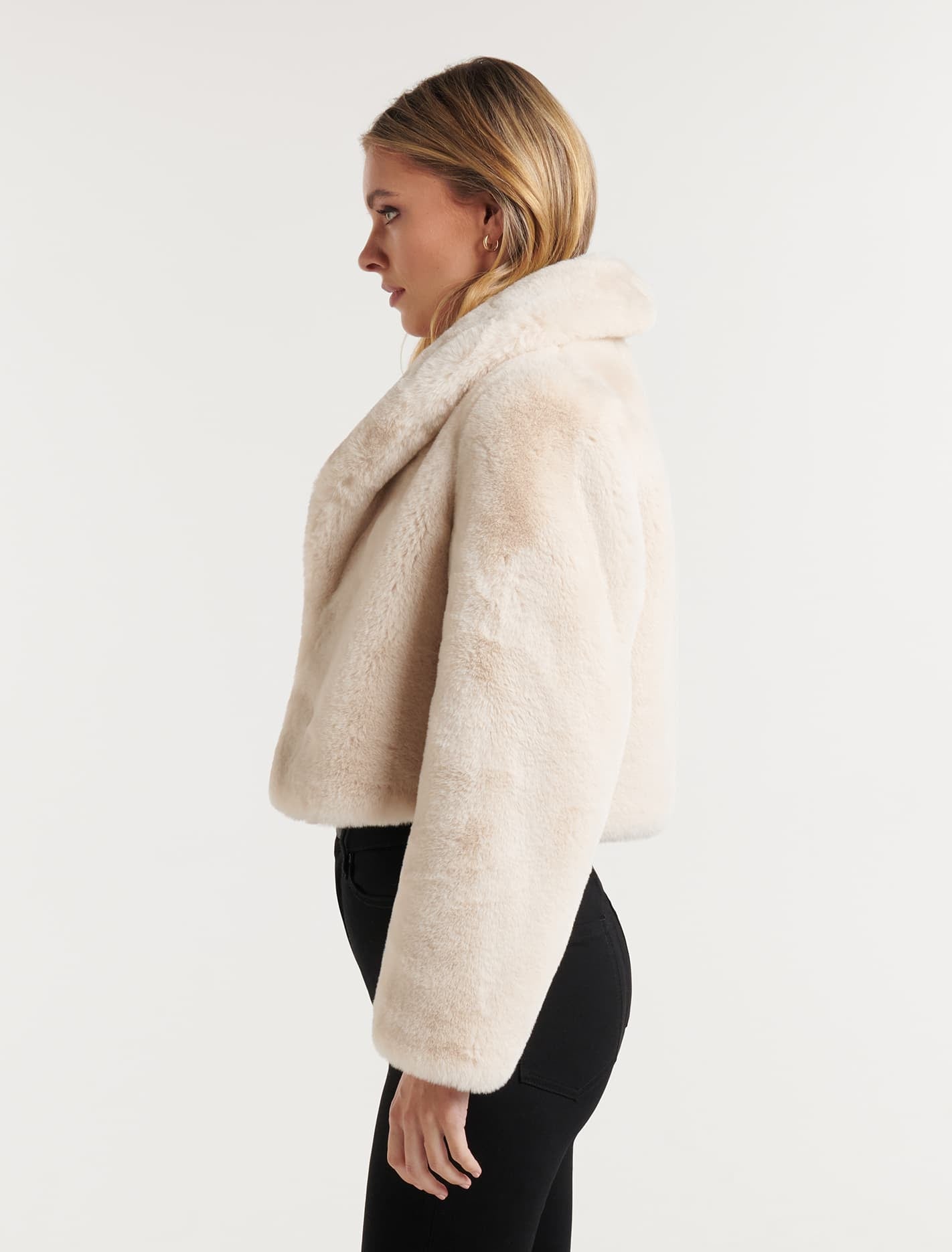 Amera Crop Faux Fur Coat Blush
