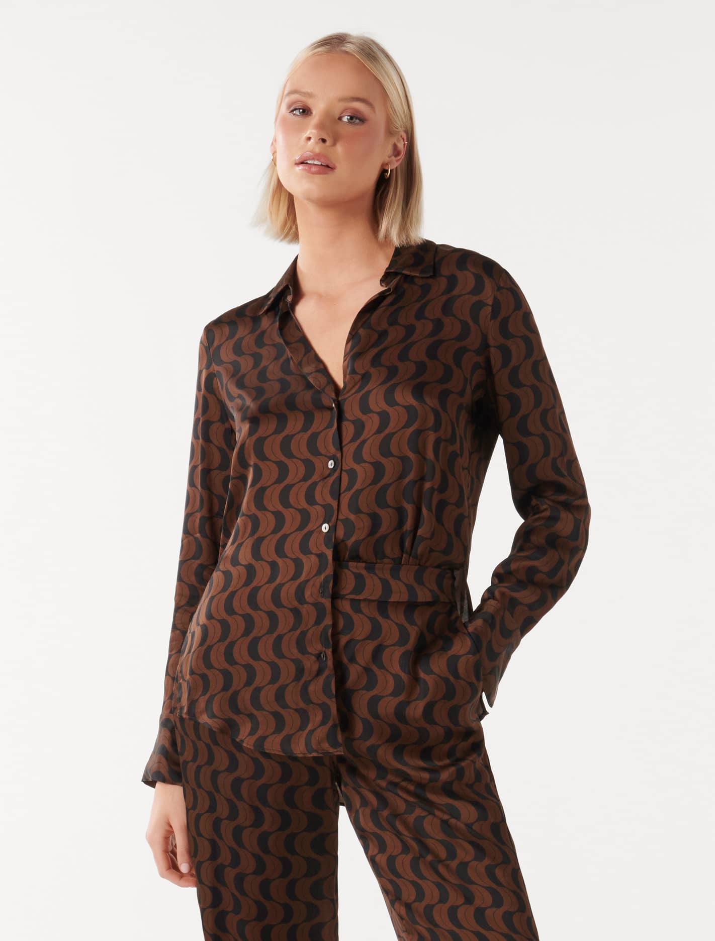 Lila Longline Printed Satin Shirt Dark Harper Geo