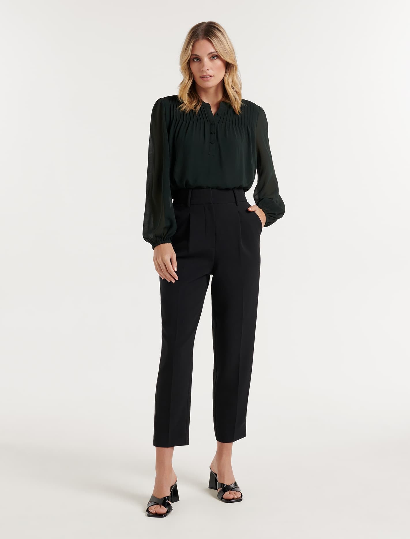 Avina Straight Leg Pants Black
