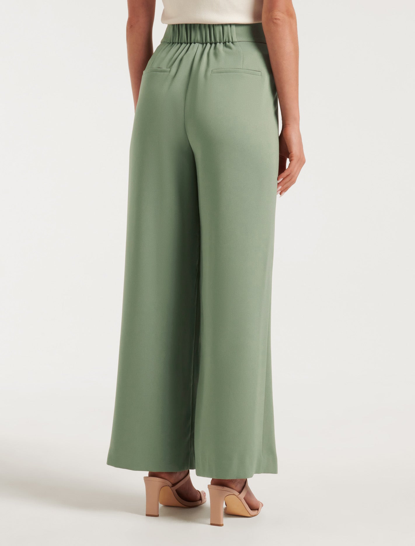 Nylah Petite Wide-Leg Pants Soft Green