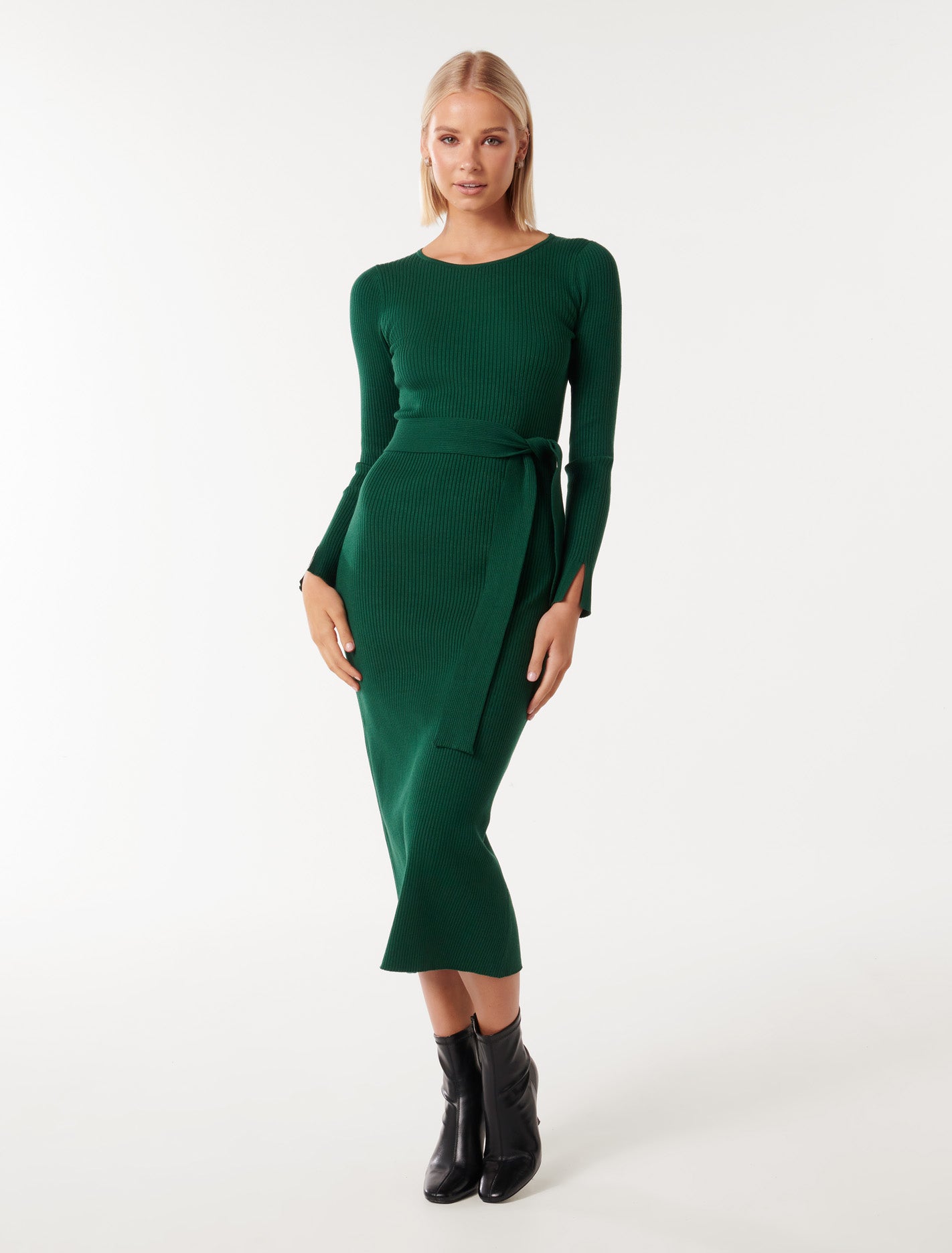 Hallie Crew Neck Midi Knit Dress Cedar