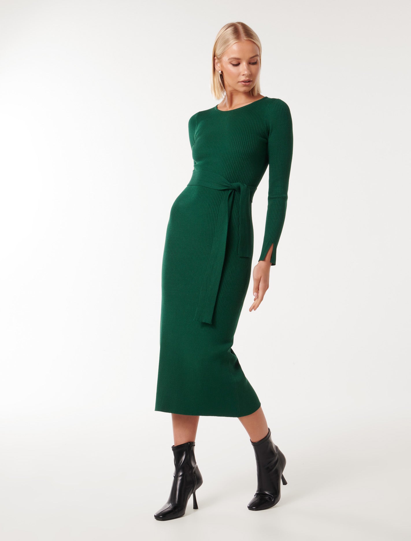 Hallie Crew Neck Midi Knit Dress Cedar
