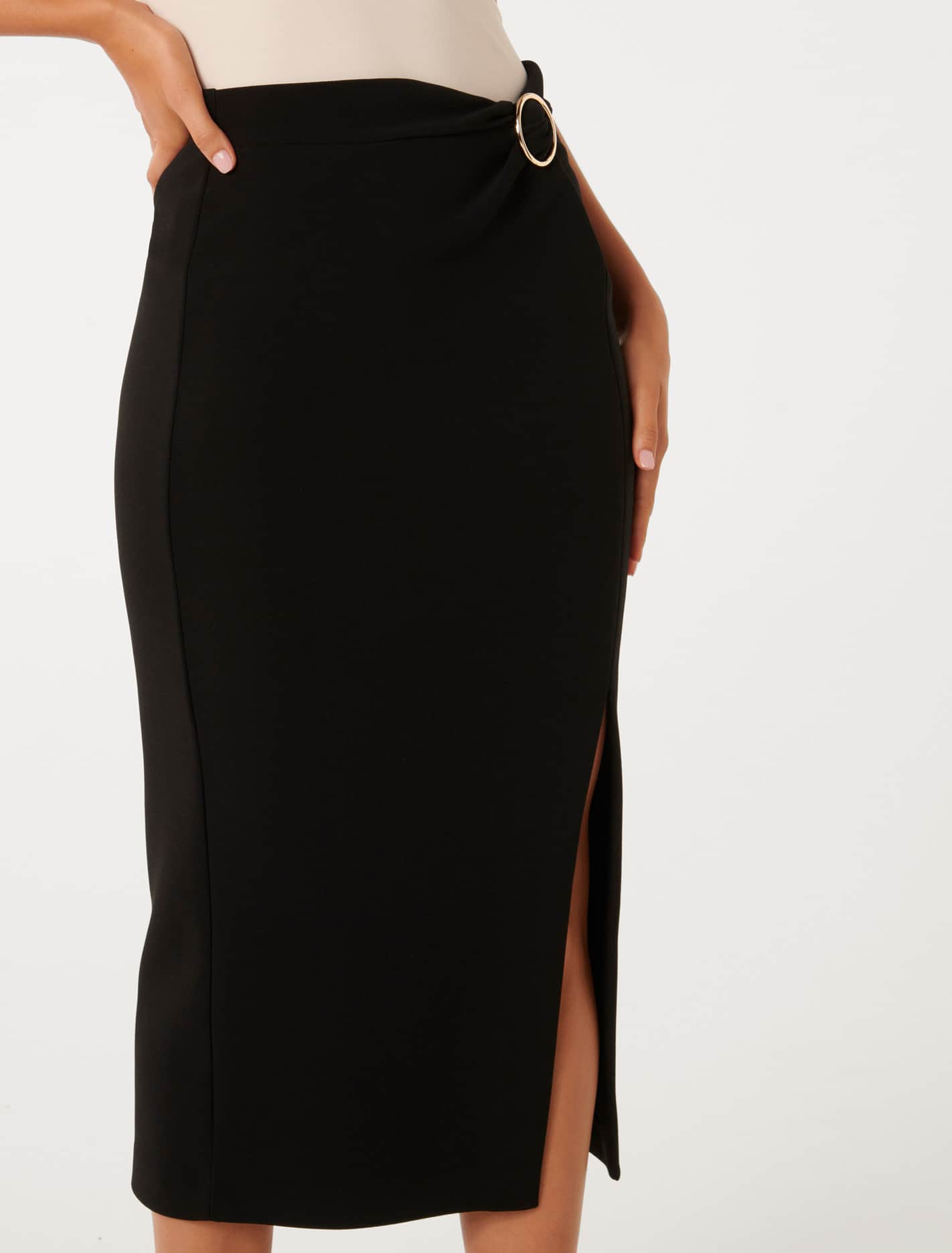 Viviana Hardware Twist Midi Black
