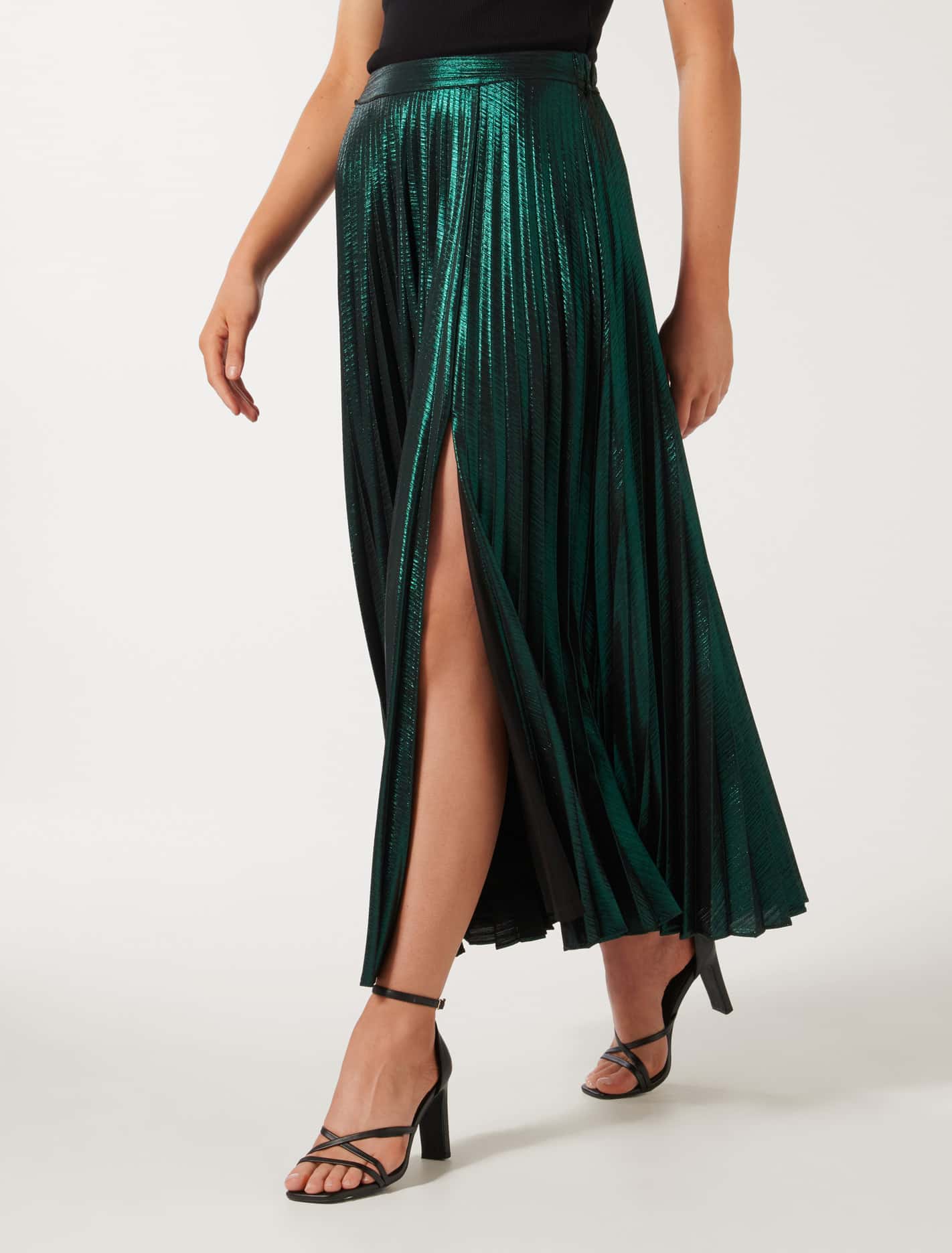 Rylee Metallic Pleated Skirt Green