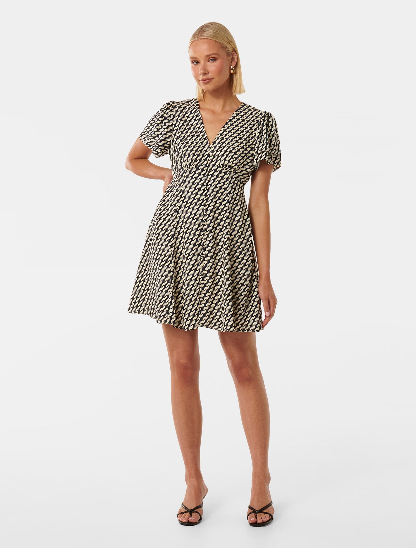 Pria Button Through Mini Bias Davis Geo