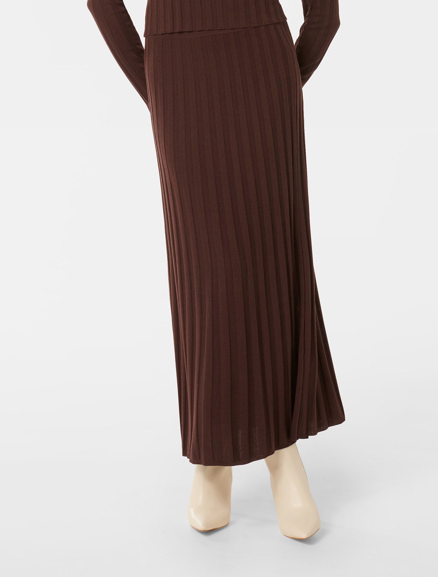 Sylvie Petite Knitted A-Line Skirt Chocolate