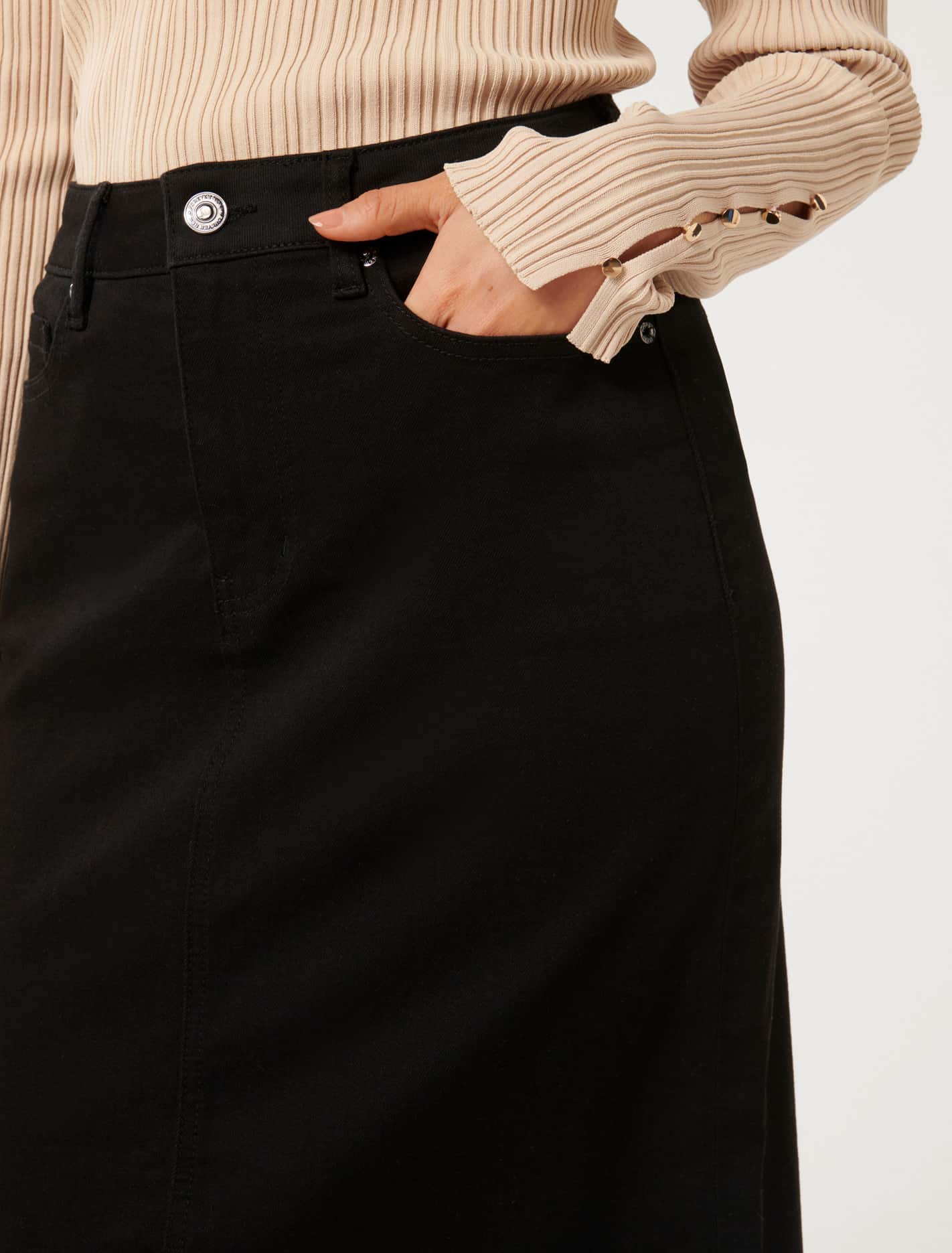 Natalie Petite Maxi Skirt Black