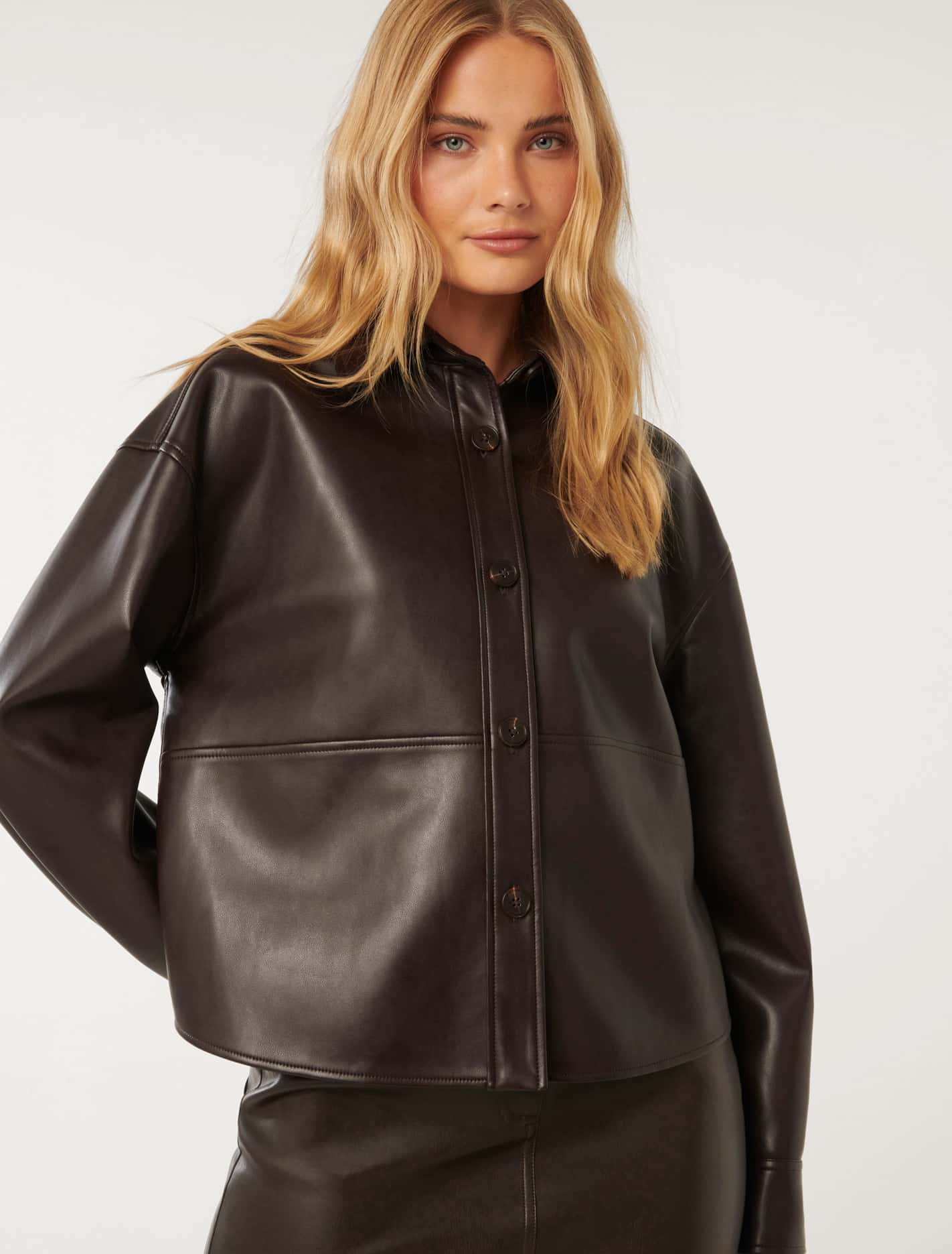 Margot PU Shacket Chocolate
