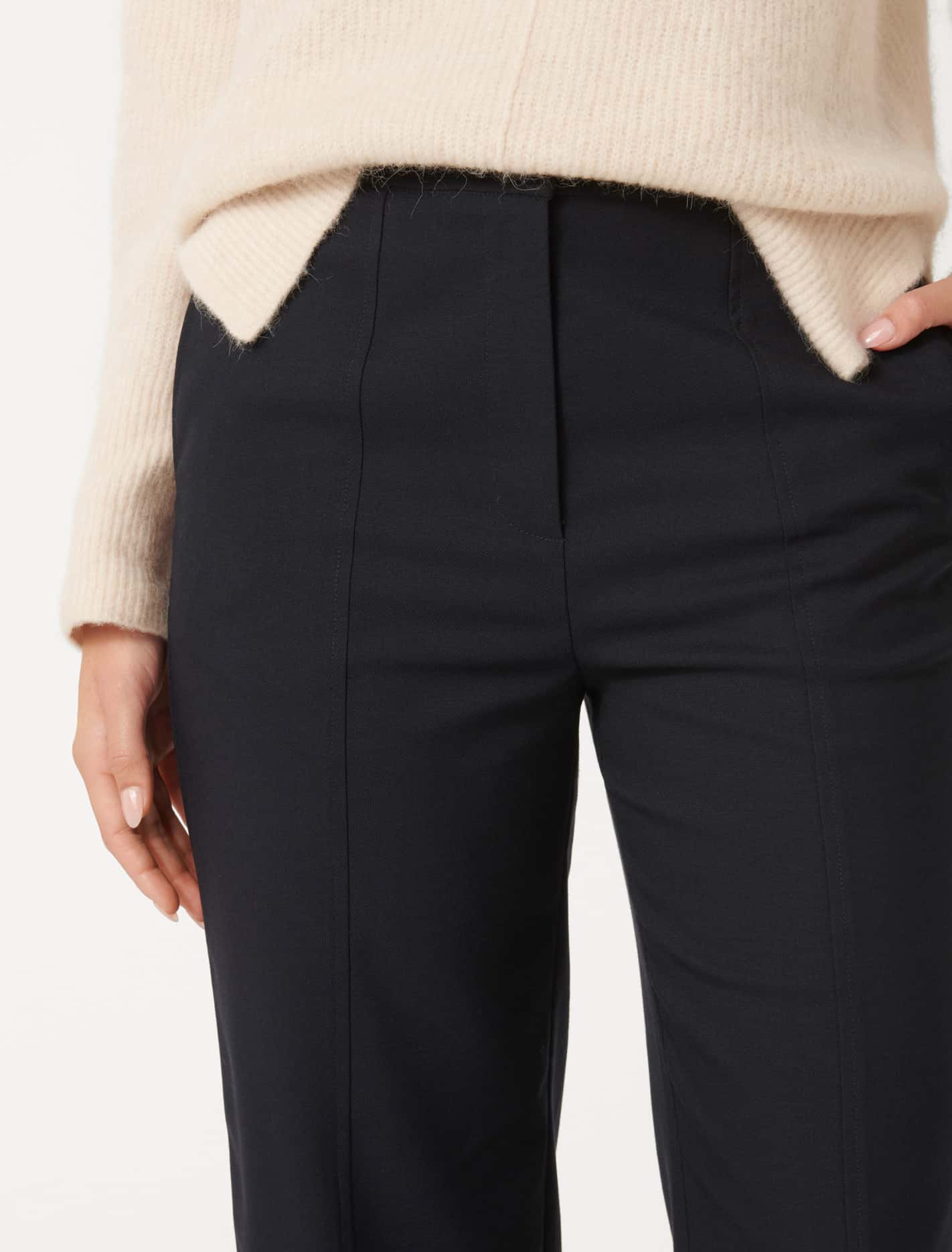 Brielle Straight Leg Pant Navy