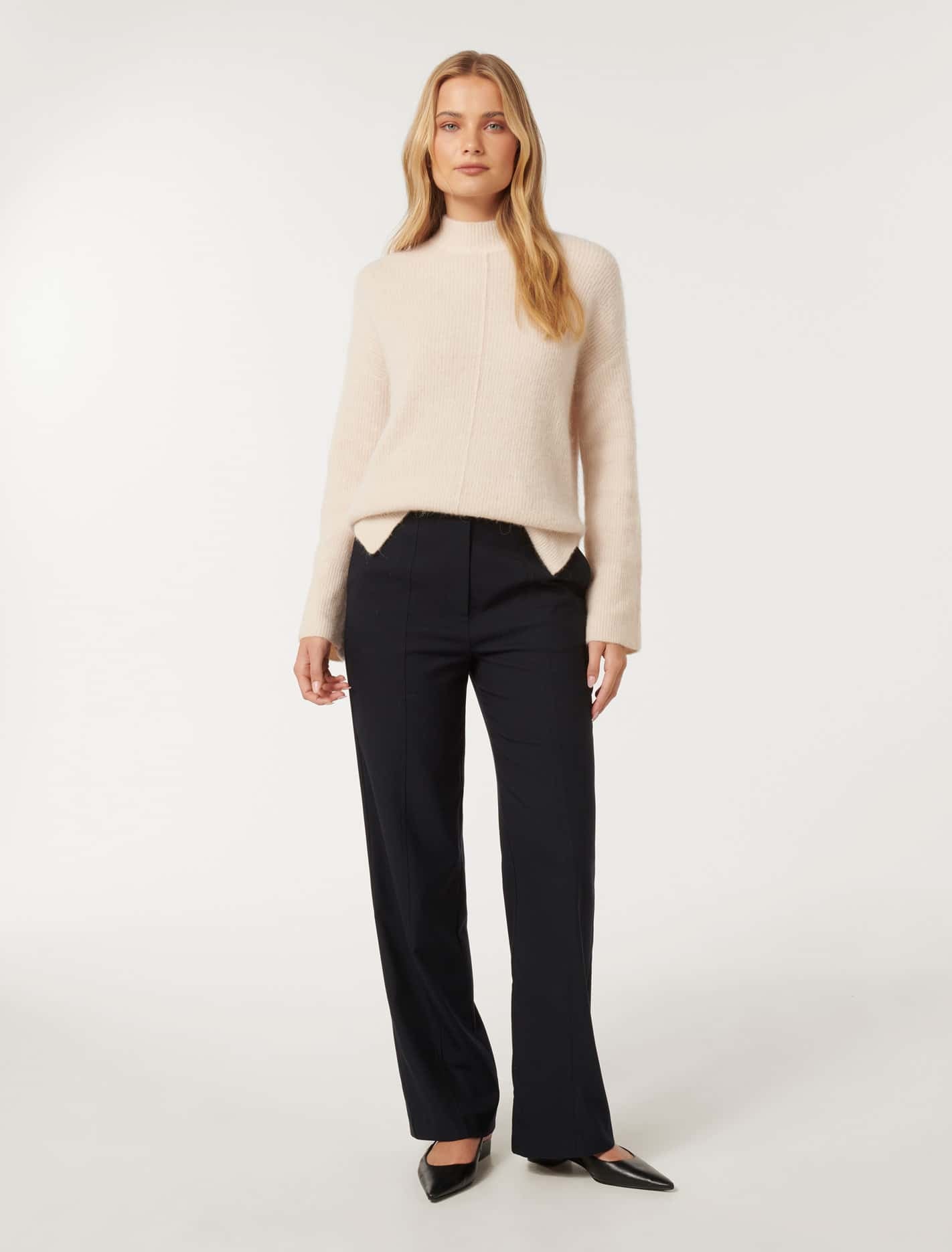 Brielle Straight Leg Pant Navy