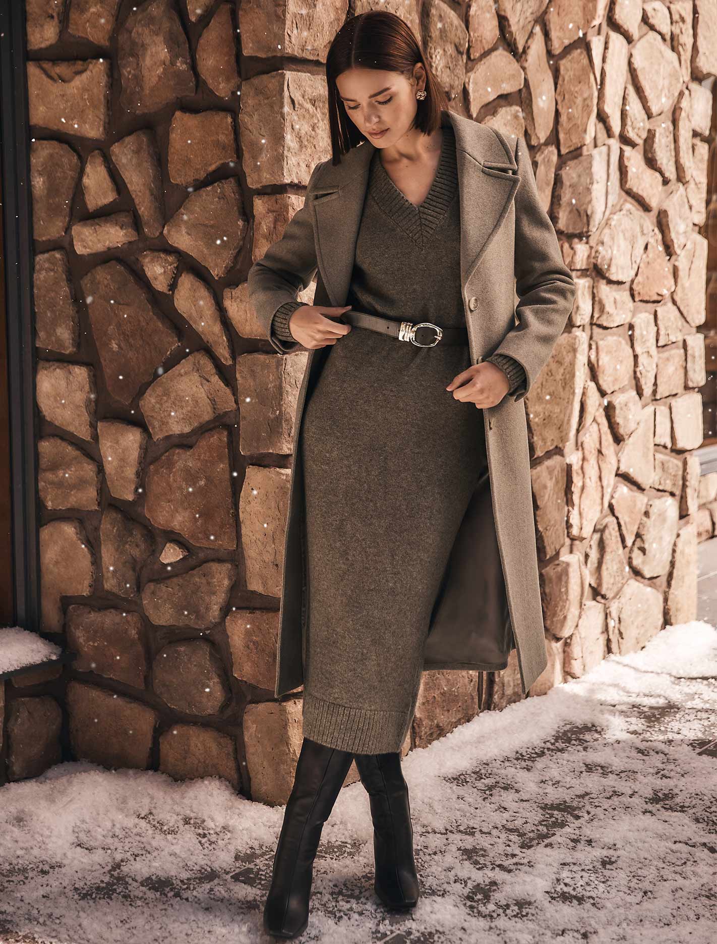 Haven V Neck Midi Dress Hazelnut