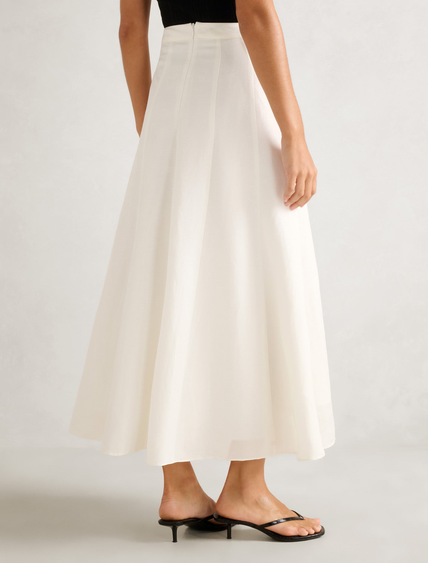 Georgina Godet Skirt Porcelain