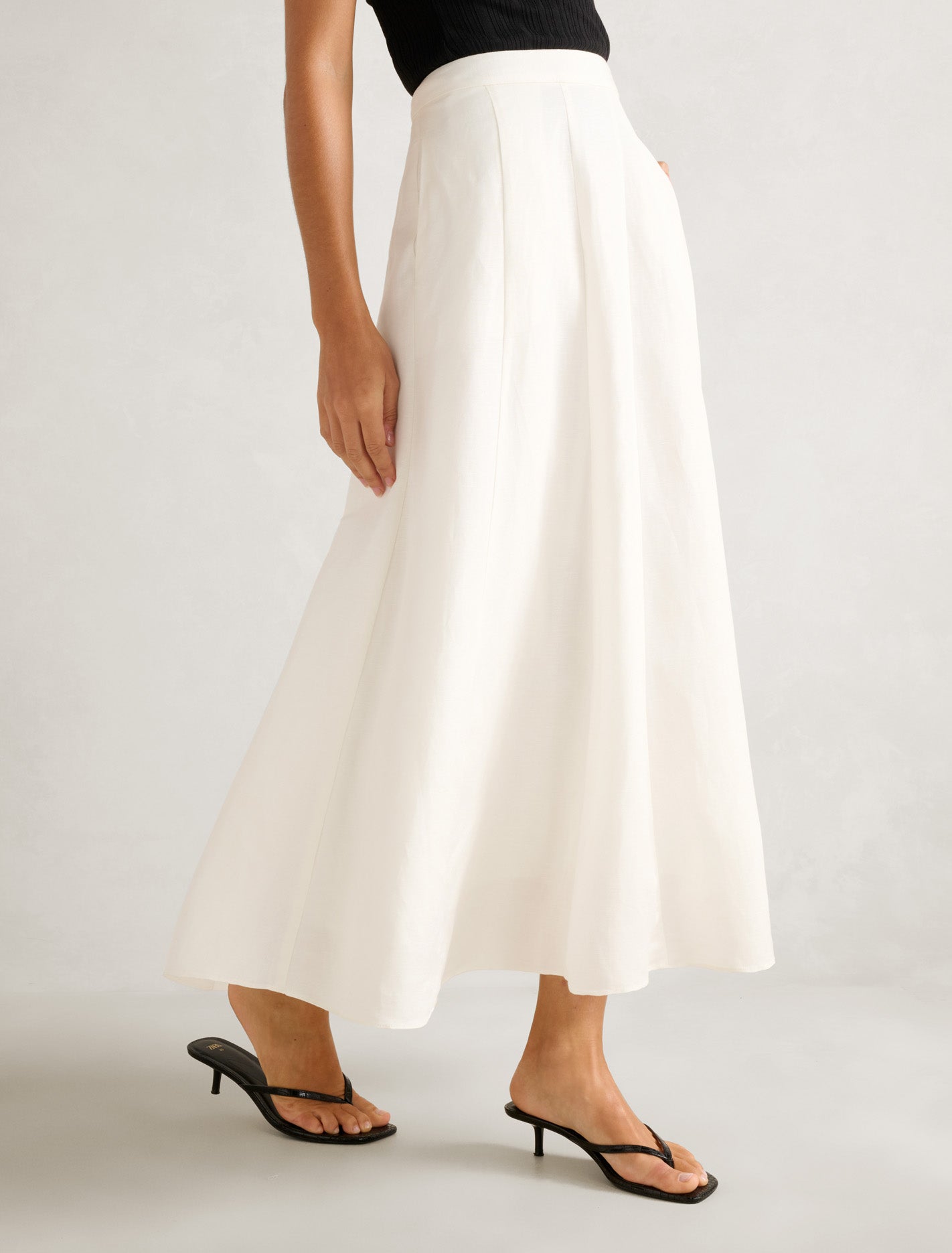 Georgina Godet Skirt Porcelain