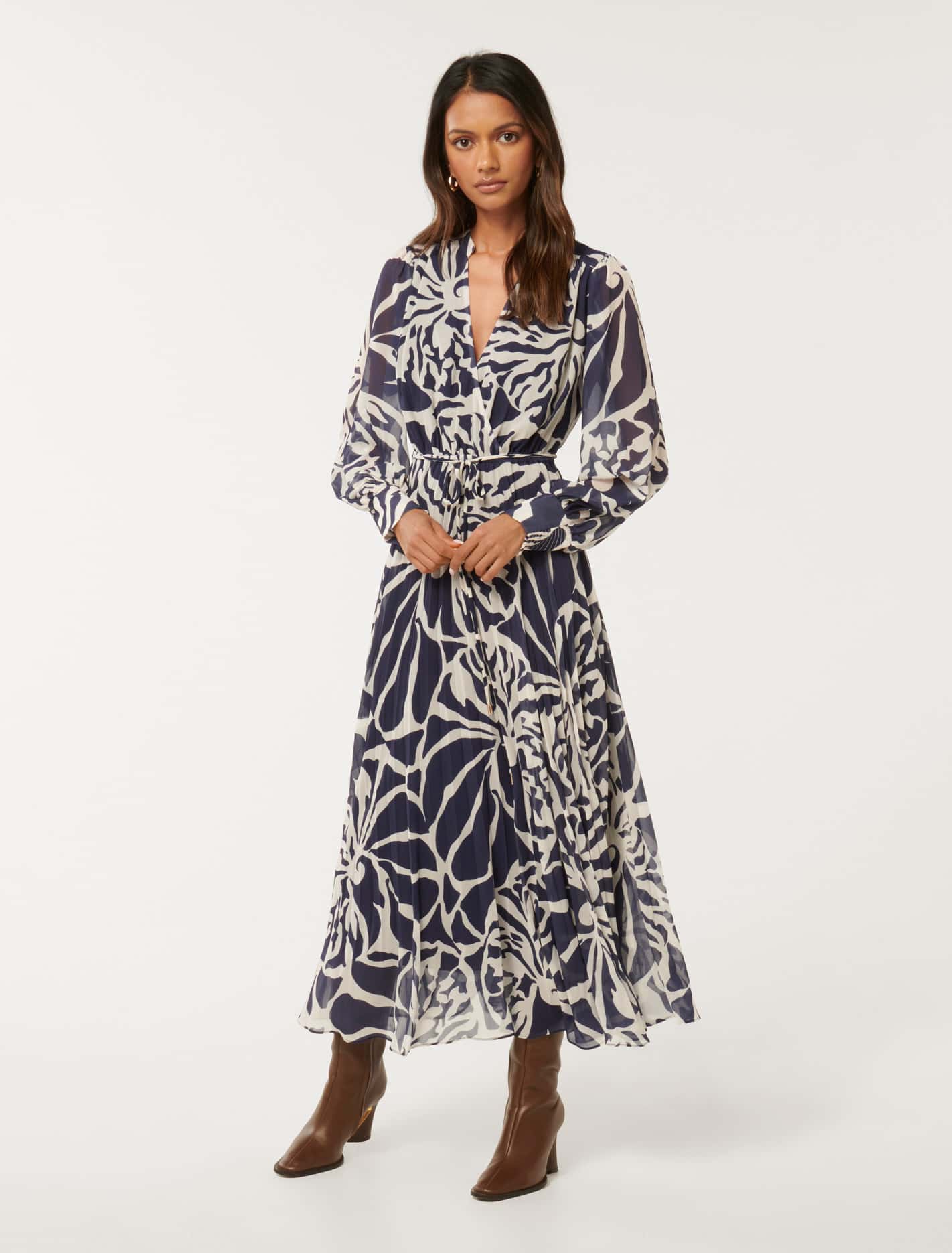 Saskia Petite Pleat Wrap Midi Navy Small Castile