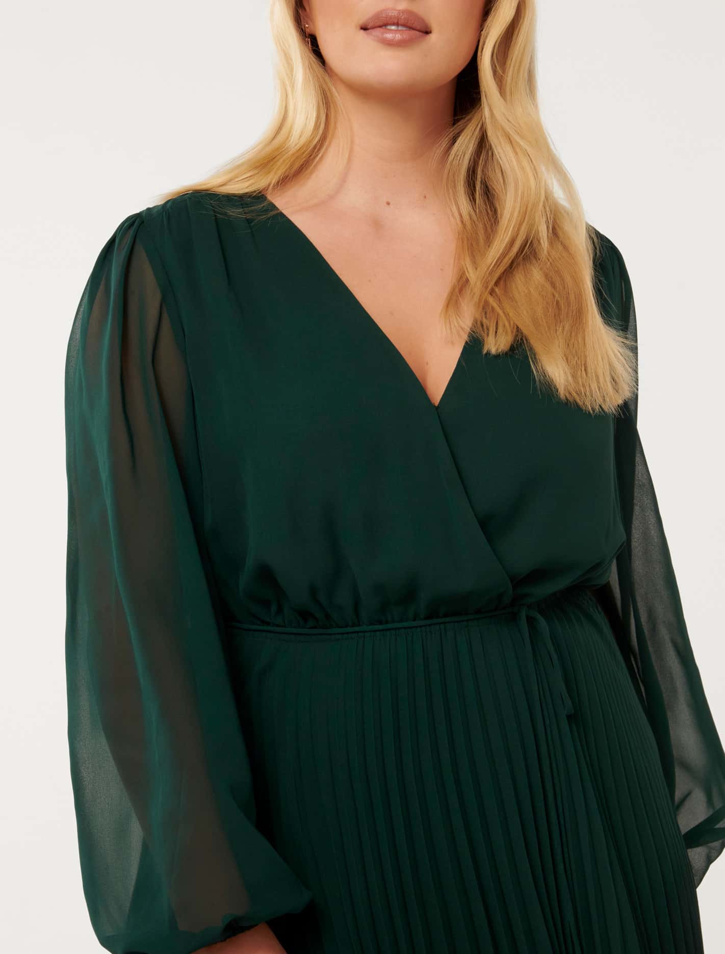 Priscilla Curve Pleated Midi Dress Dark Green Ombre