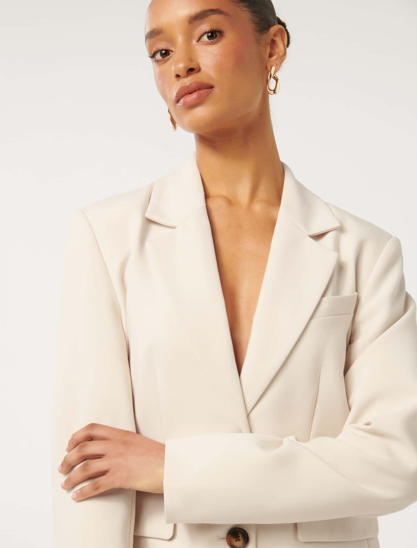 Clarette Petite Nipped Waist Blazer Macadamia Suit