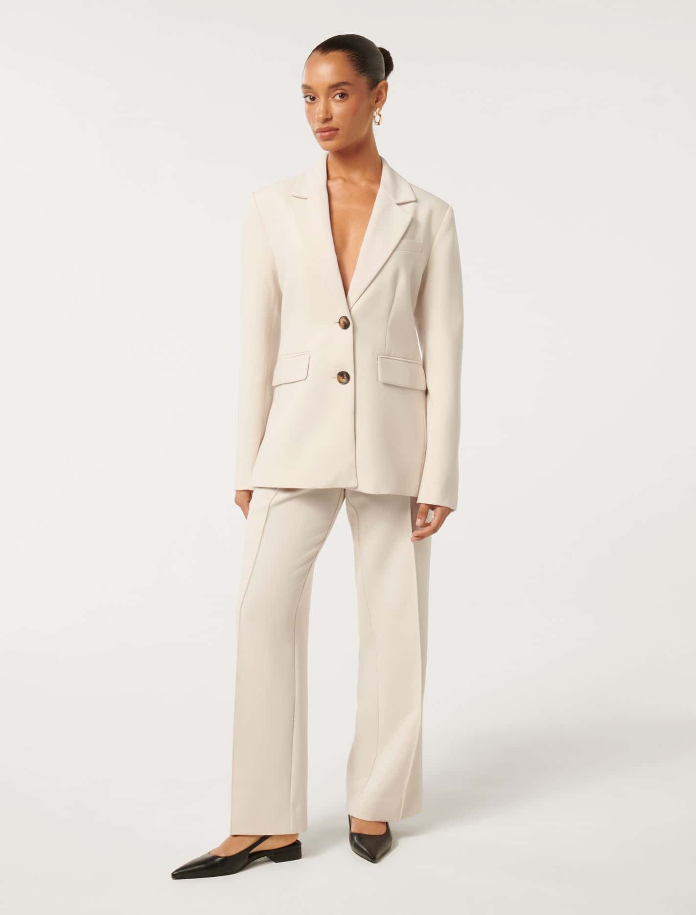 Clarette Petite Nipped Waist Blazer Macadamia Suit