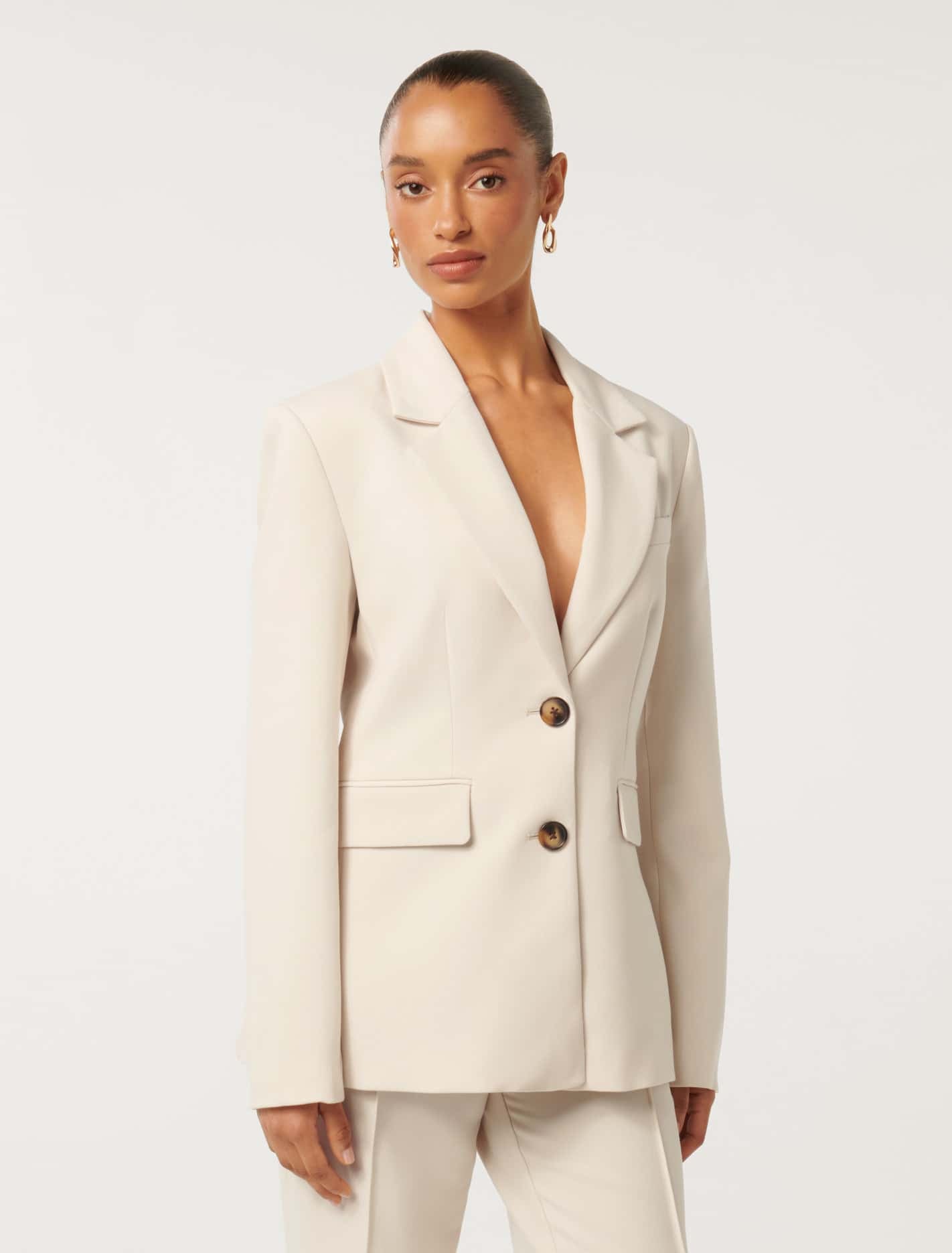 Clarette Petite Nipped Waist Blazer Macadamia Suit