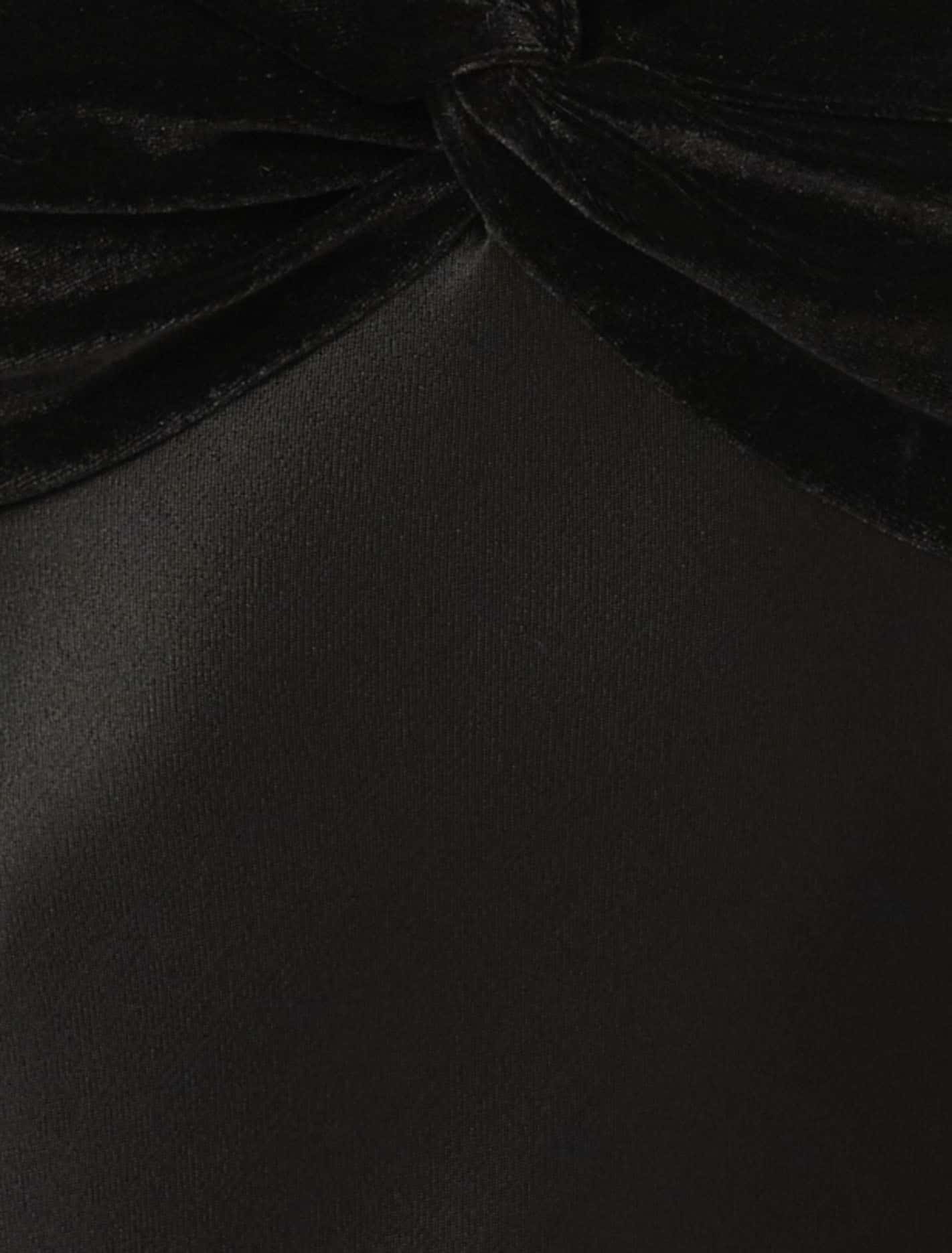 29001808