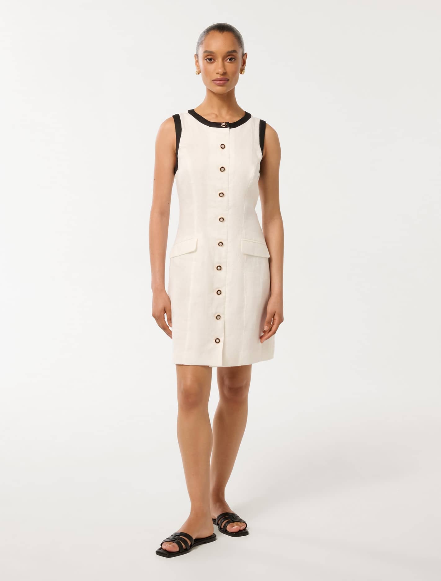 Montana Petite Contrast Shift Mini Porcelain & Black