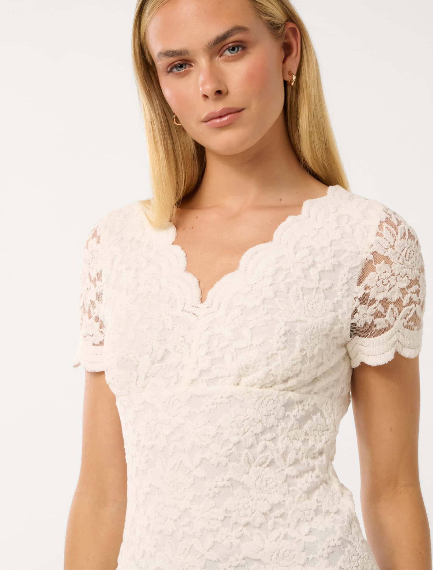 Yianna Lace Top Porcelain