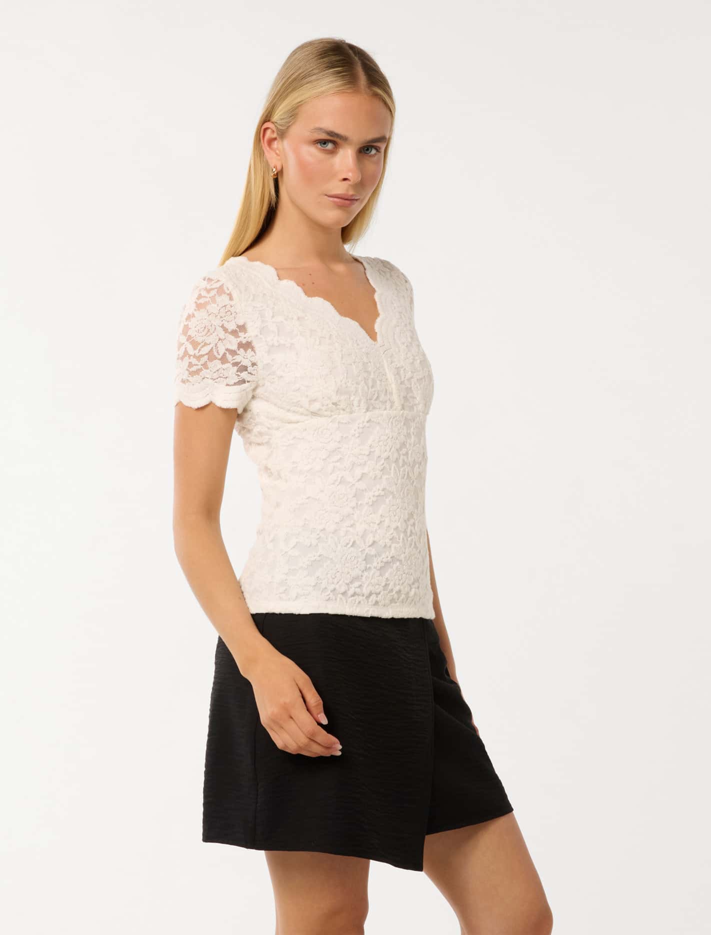 Yianna Lace Top Porcelain
