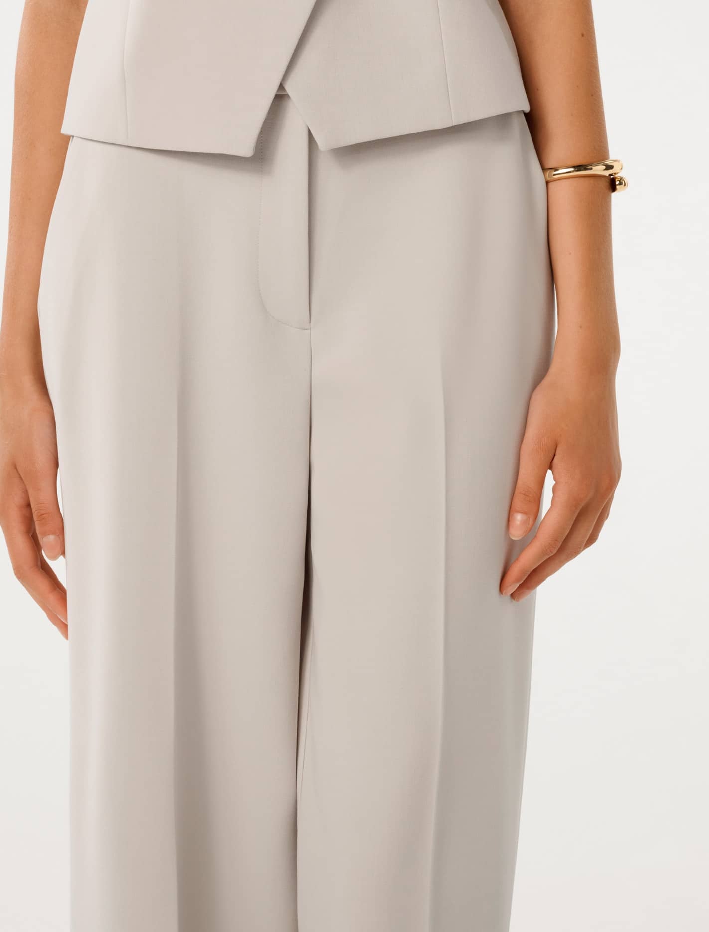 Cari Straight-Leg Pants Light Pebble Suit