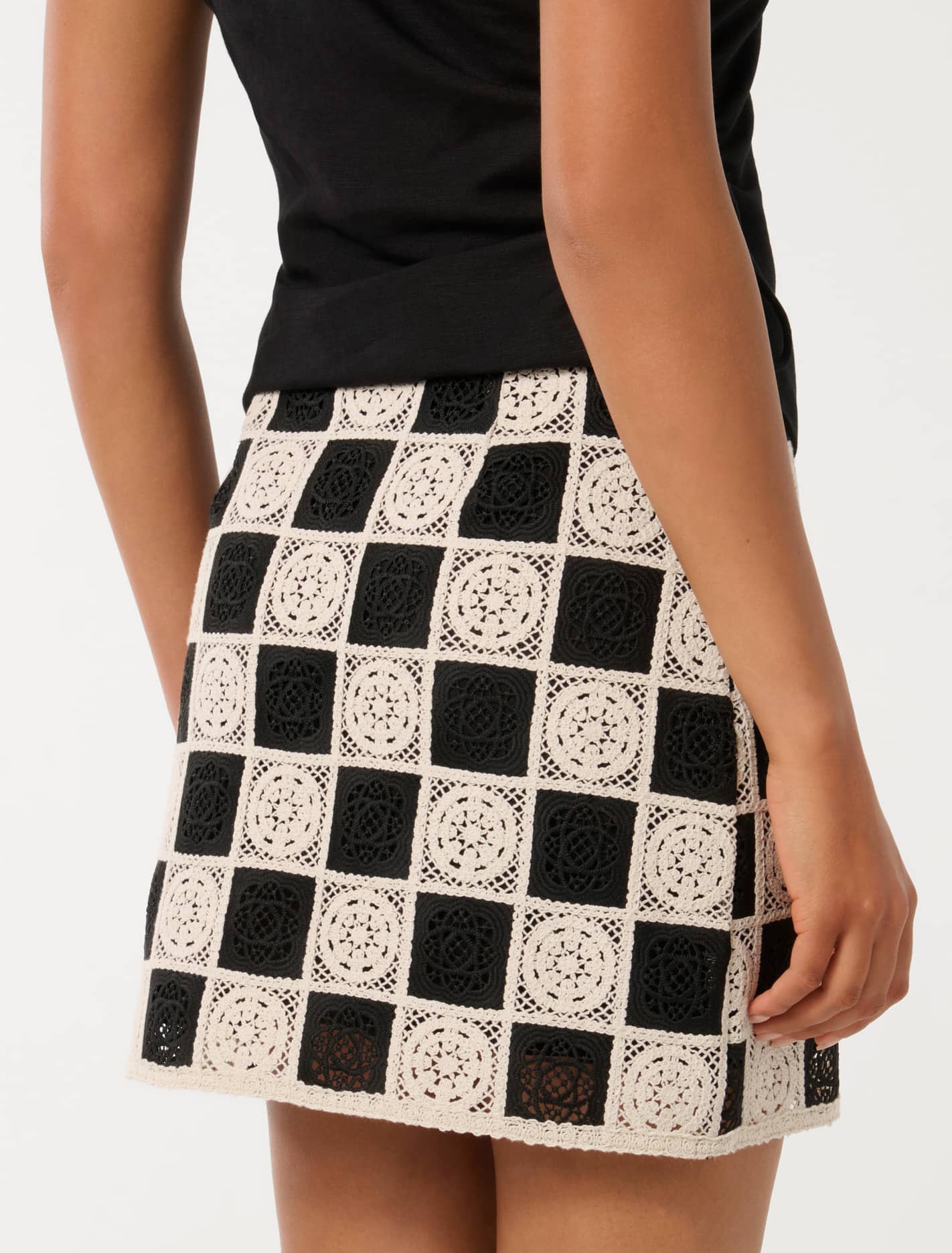Winona Crochet Mini Skirt Black / Cream