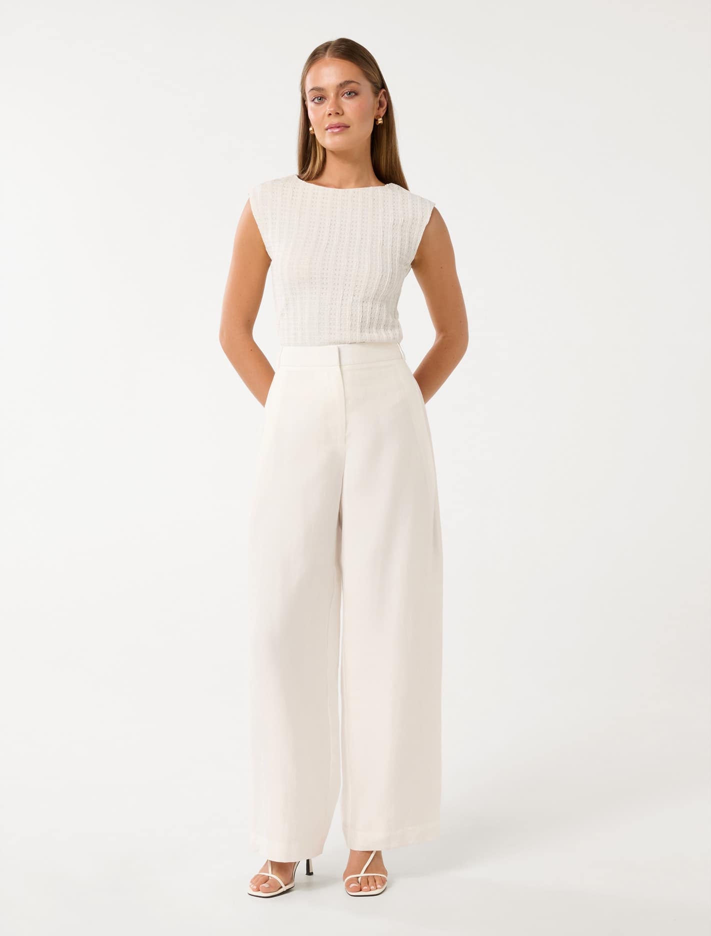 Carson Textured Top Cream