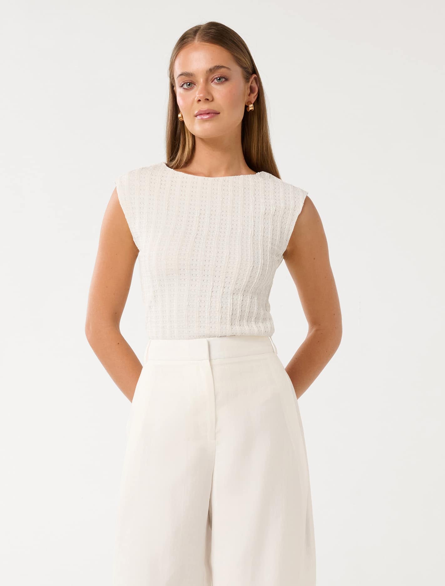 Carson Textured Top Cream