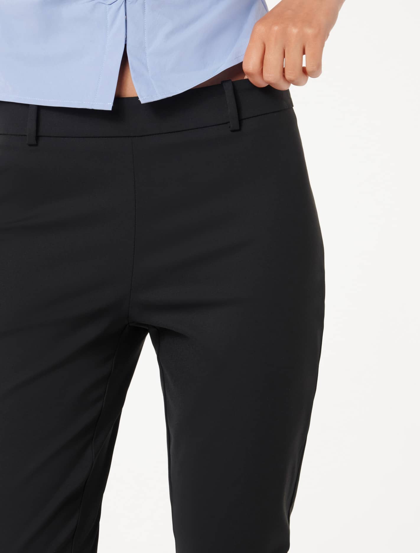 Kyra Capri Pant Black