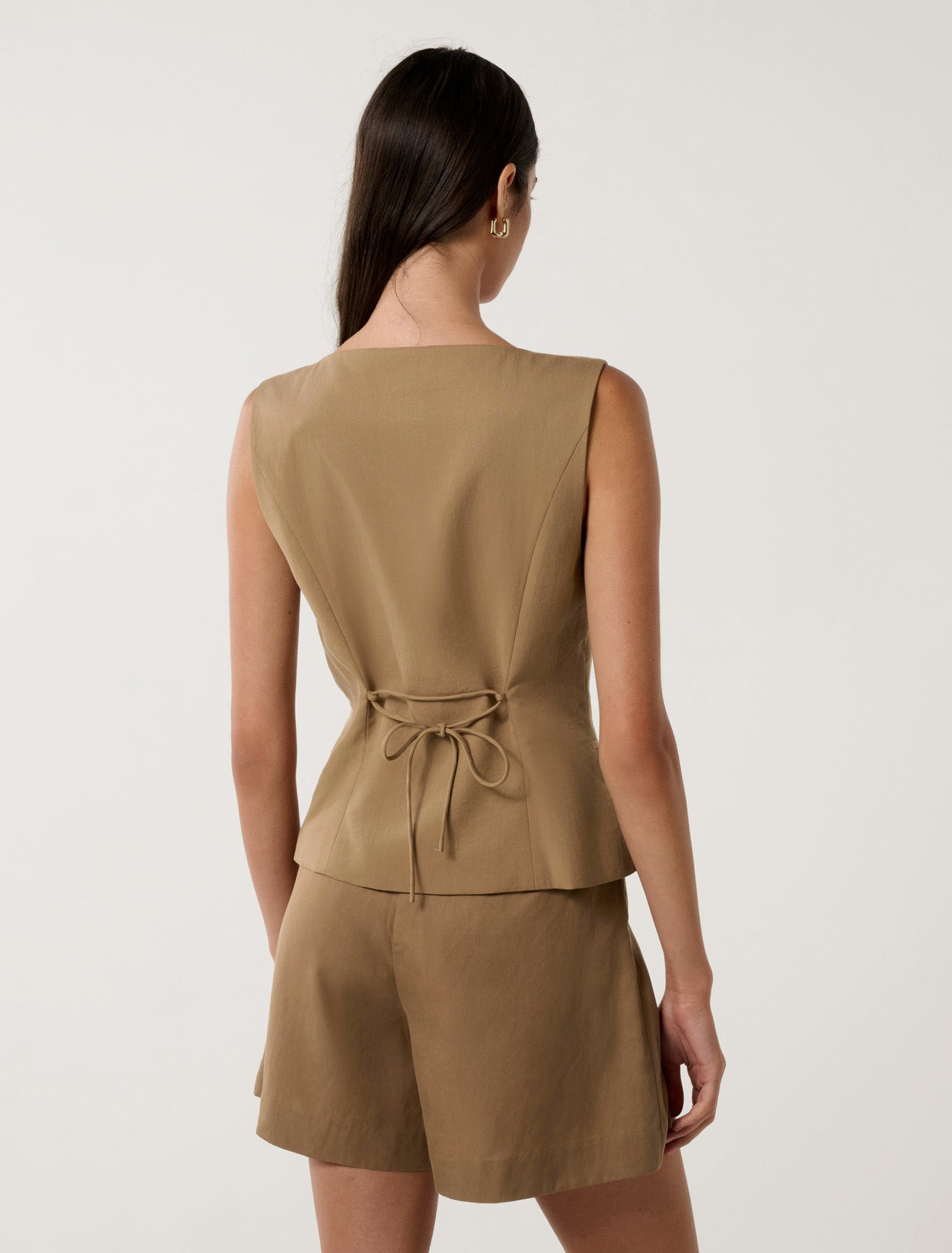 Bea Snap Front Vest Mocha