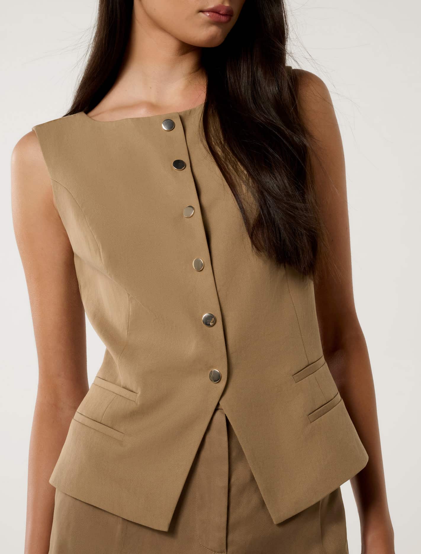 Bea Snap Front Vest Mocha