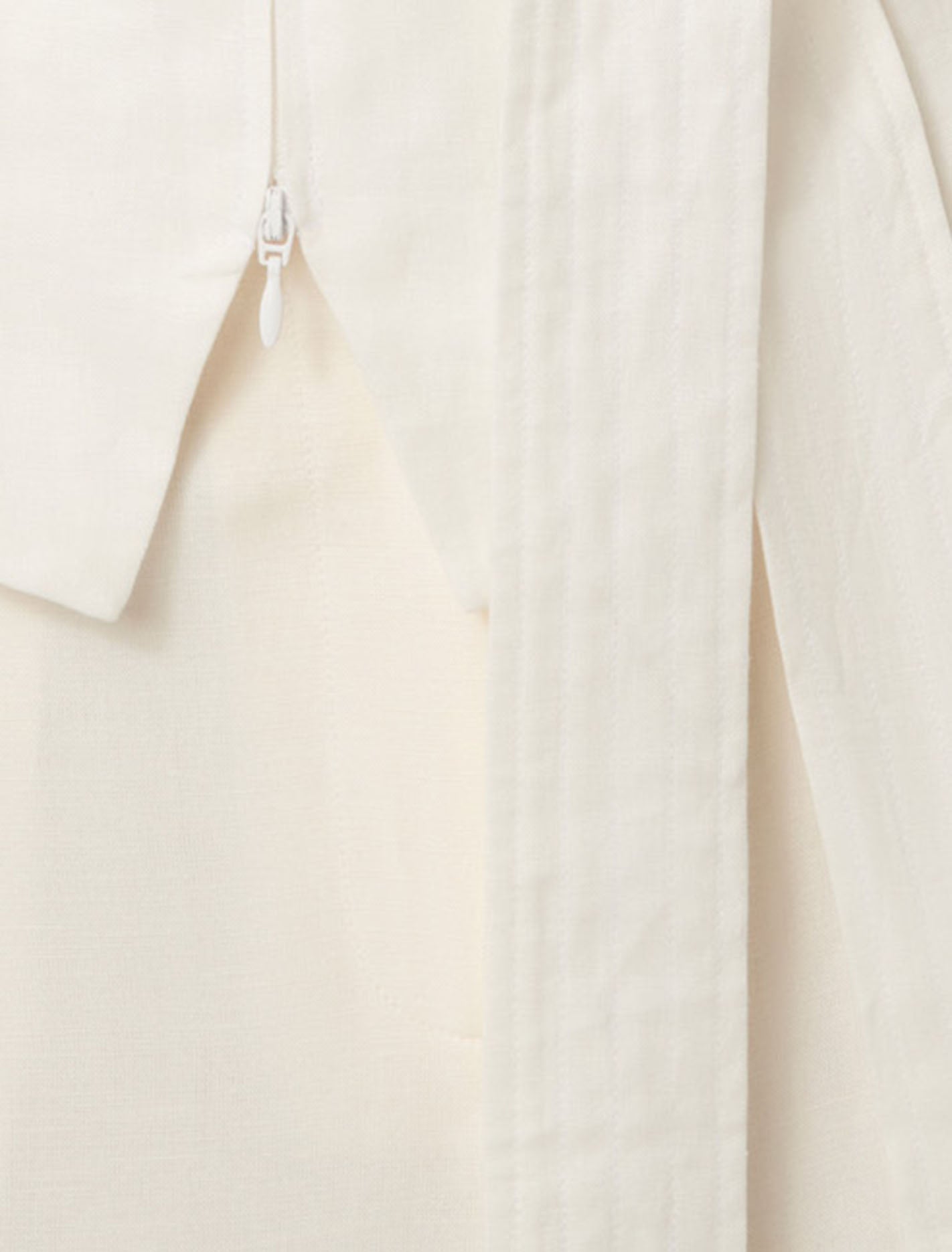 Daisy Tie Front Vest Porcelain