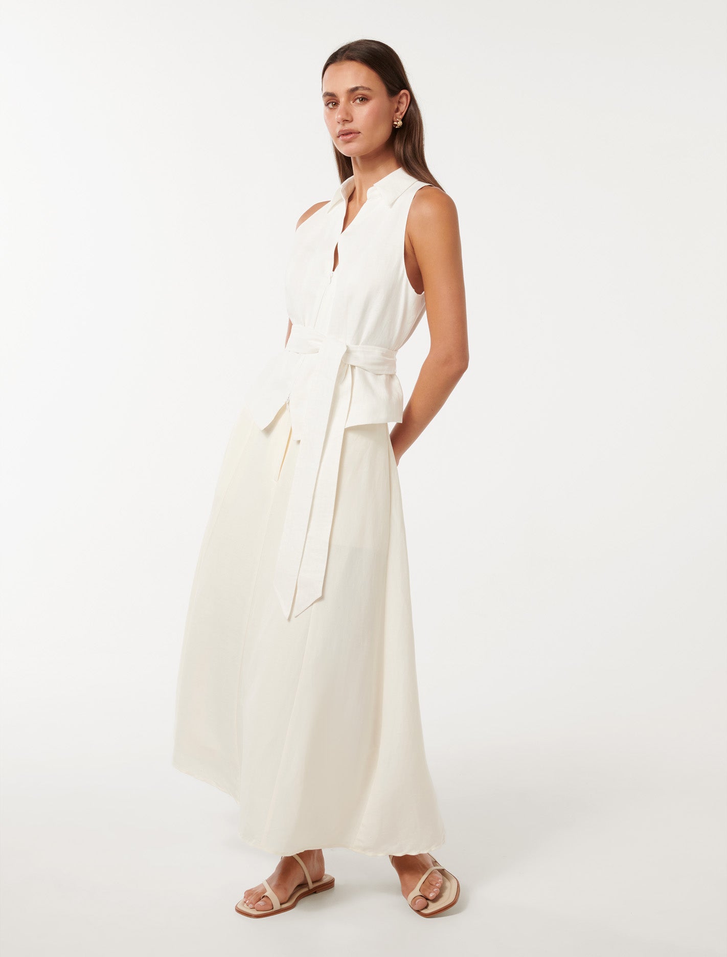 Daisy Tie Front Vest Porcelain