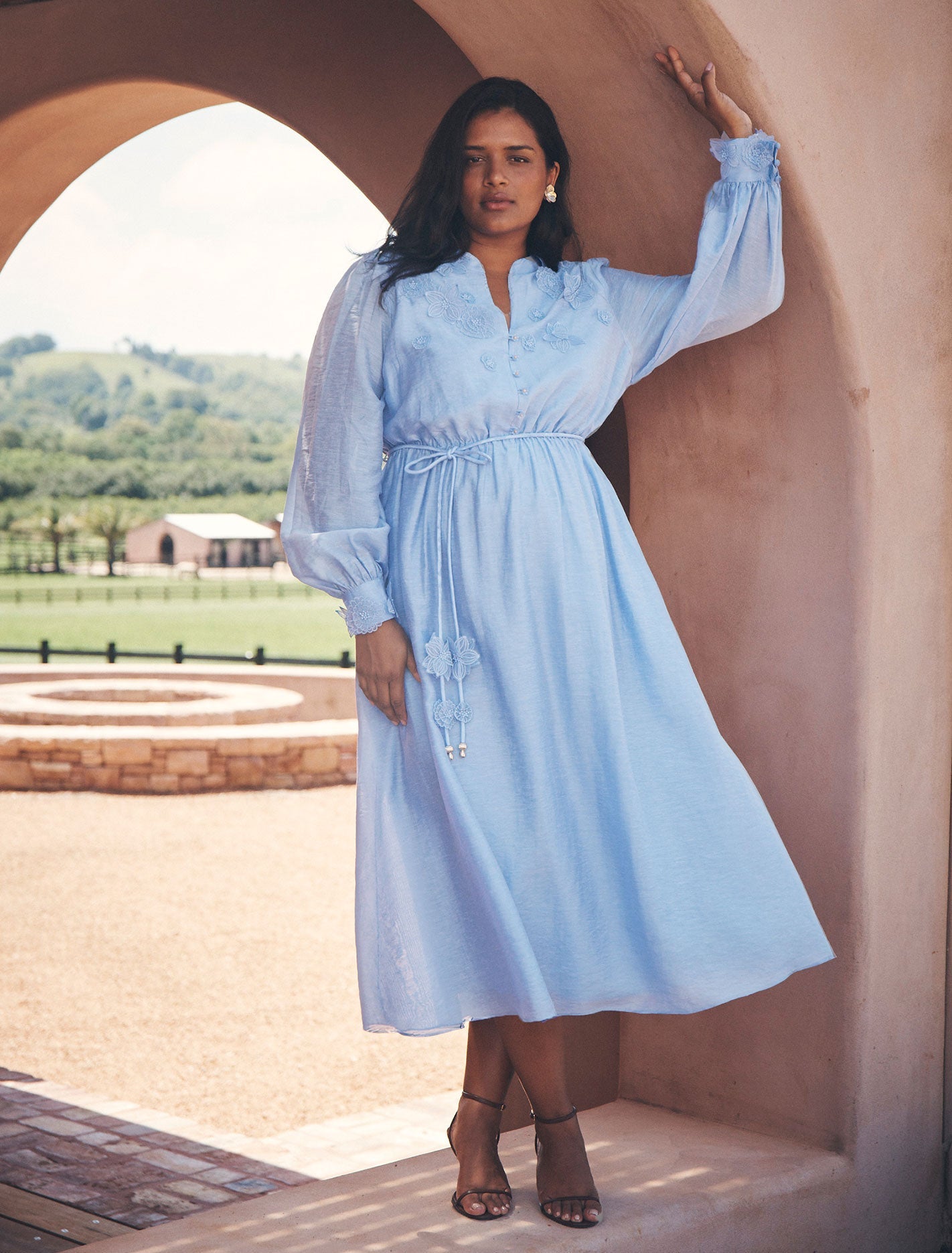 Yasmin Curve Floral Midi Dress Hydrangea