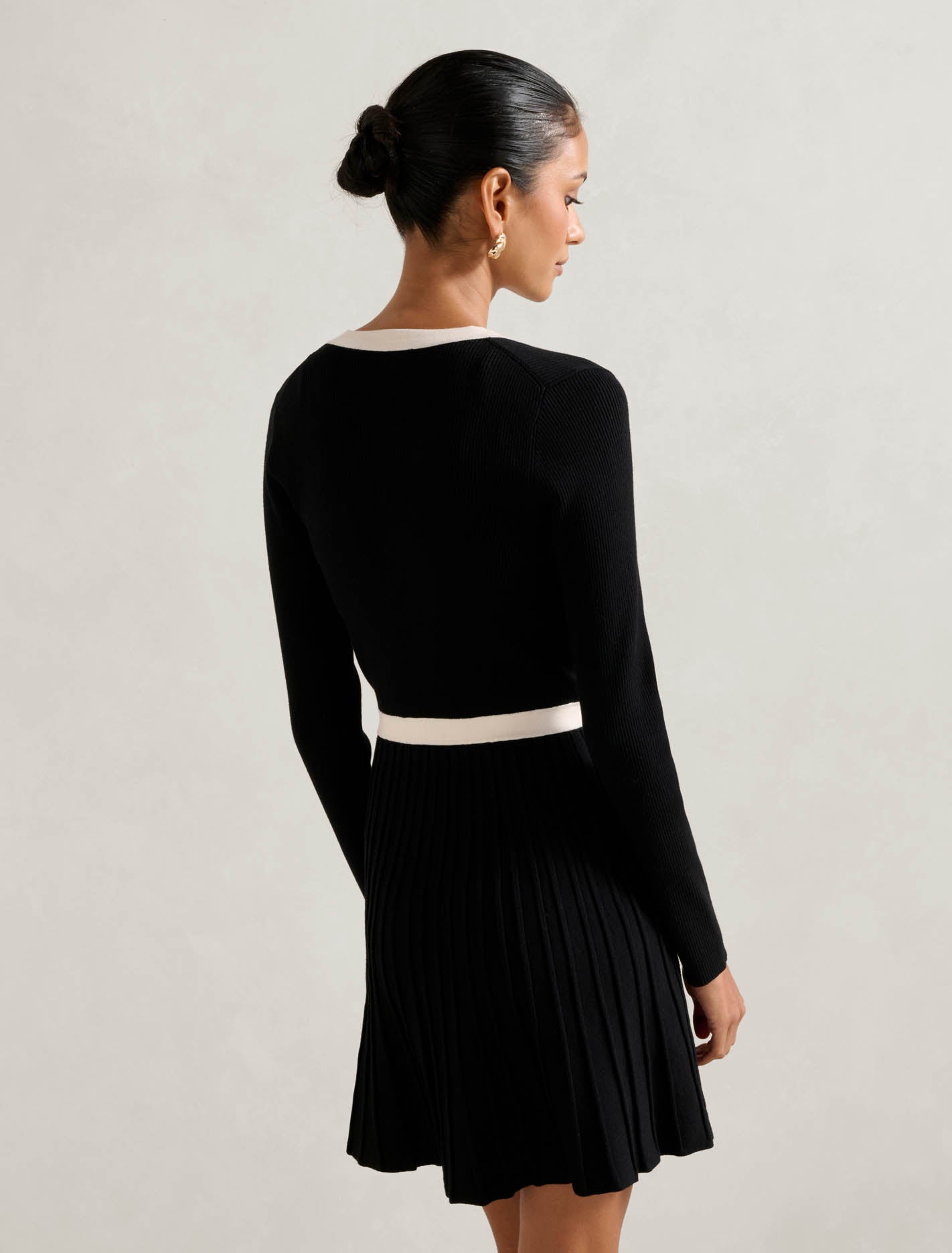 Avery Petite Knit Mini Dress Mono Tipped