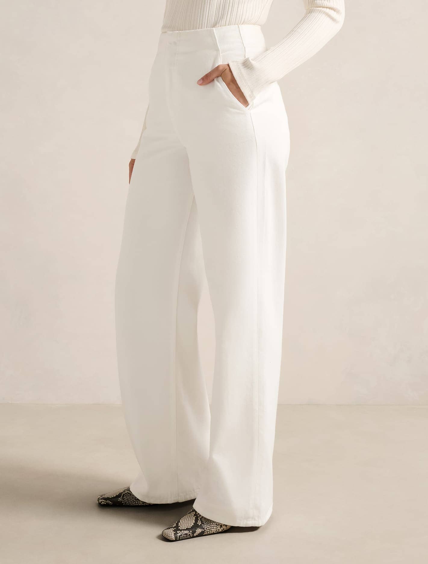 Beth Wide Leg Jean Porcelain