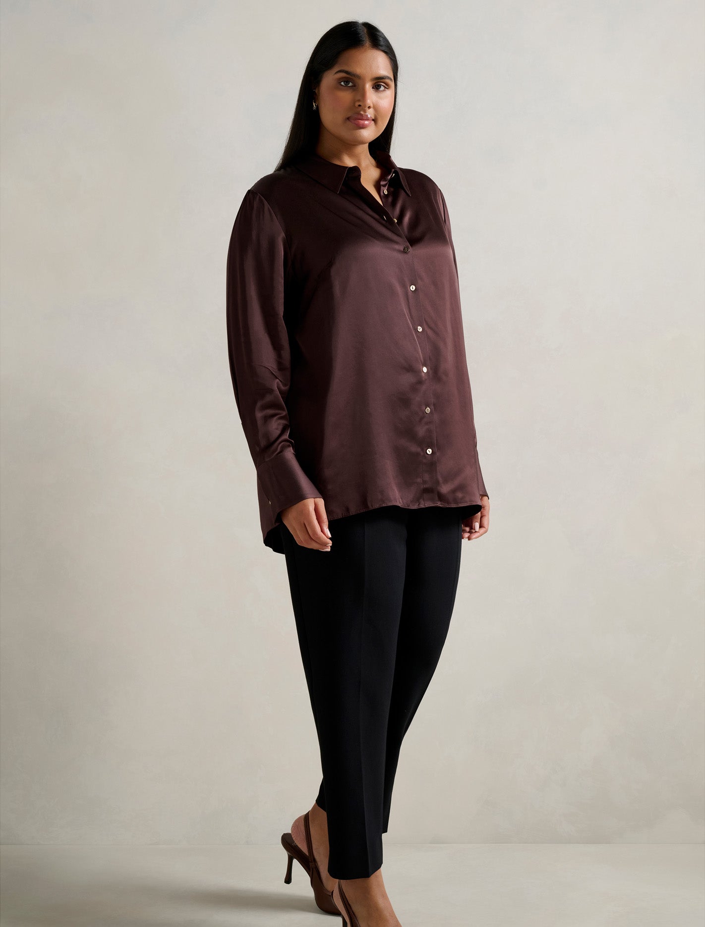 Coco Curve Satin Shirt Warm Chocolate