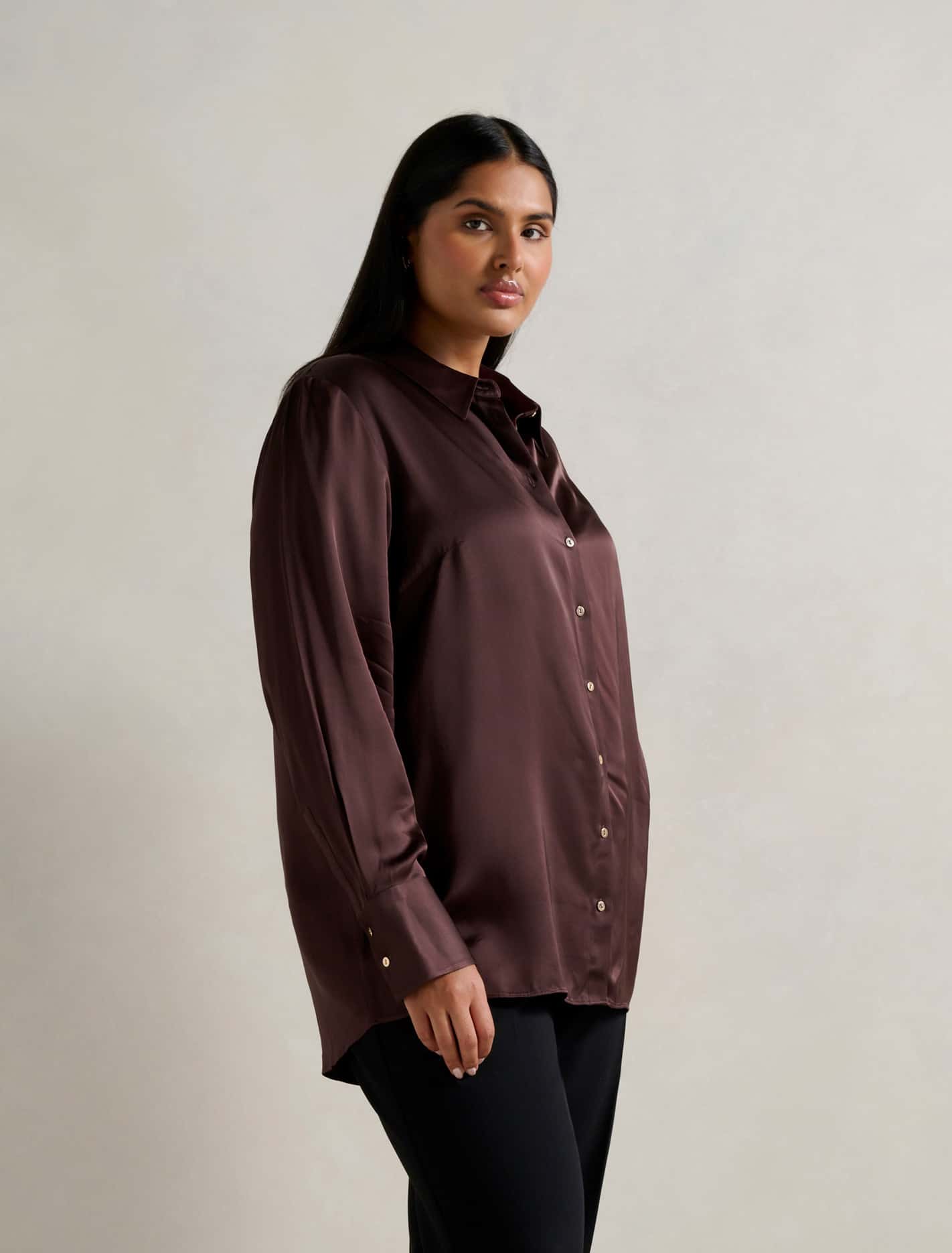 Coco Curve Satin Shirt Warm Chocolate