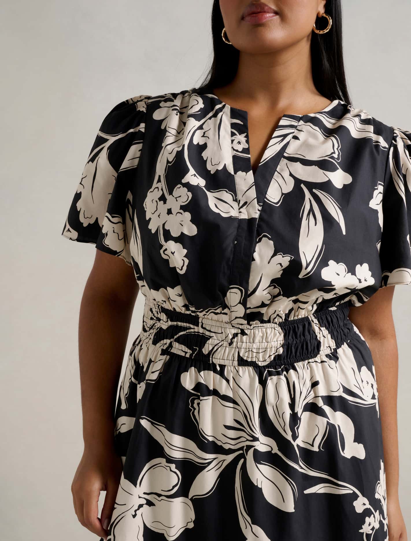 Eleanor Curve Short Sleeve Mini Hyland Floral