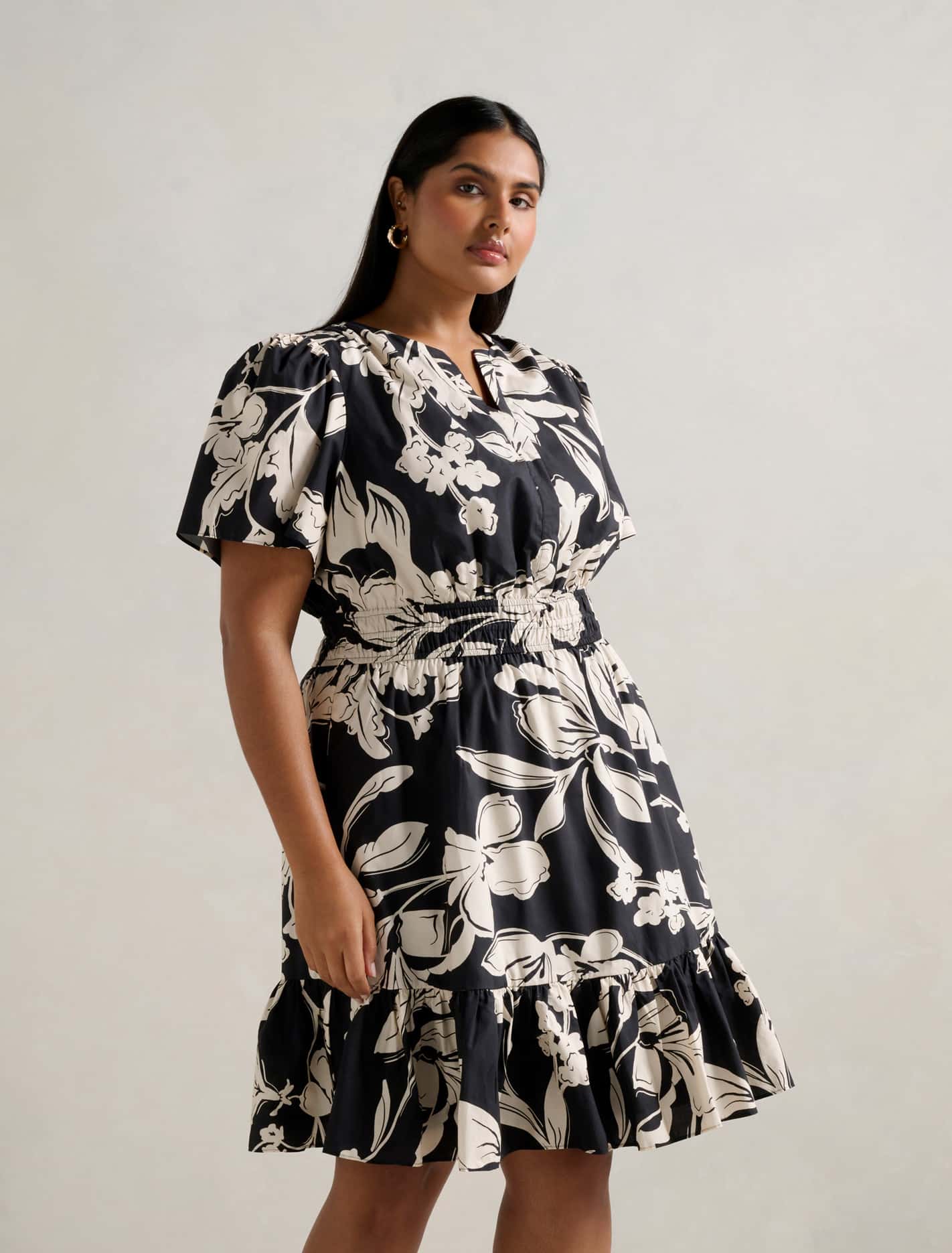 Eleanor Curve Short Sleeve Mini Hyland Floral