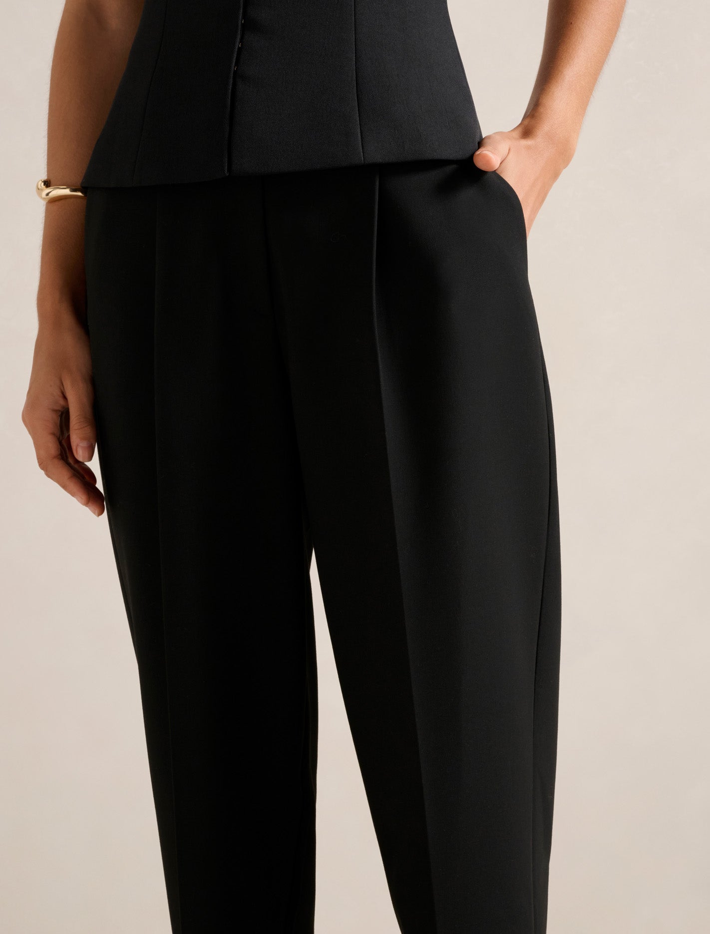 Felicity Barrel Leg Trousers Black